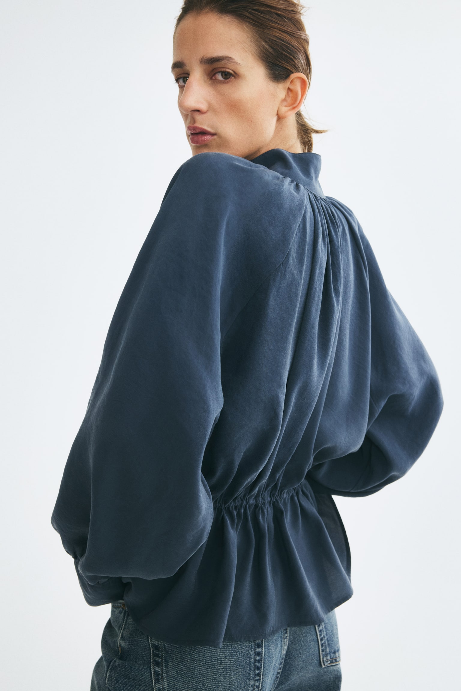Женская куртка H&M Balloon-Sleeved Drawstring-Detail, цвет: Тёмный стальной синий — фото 5