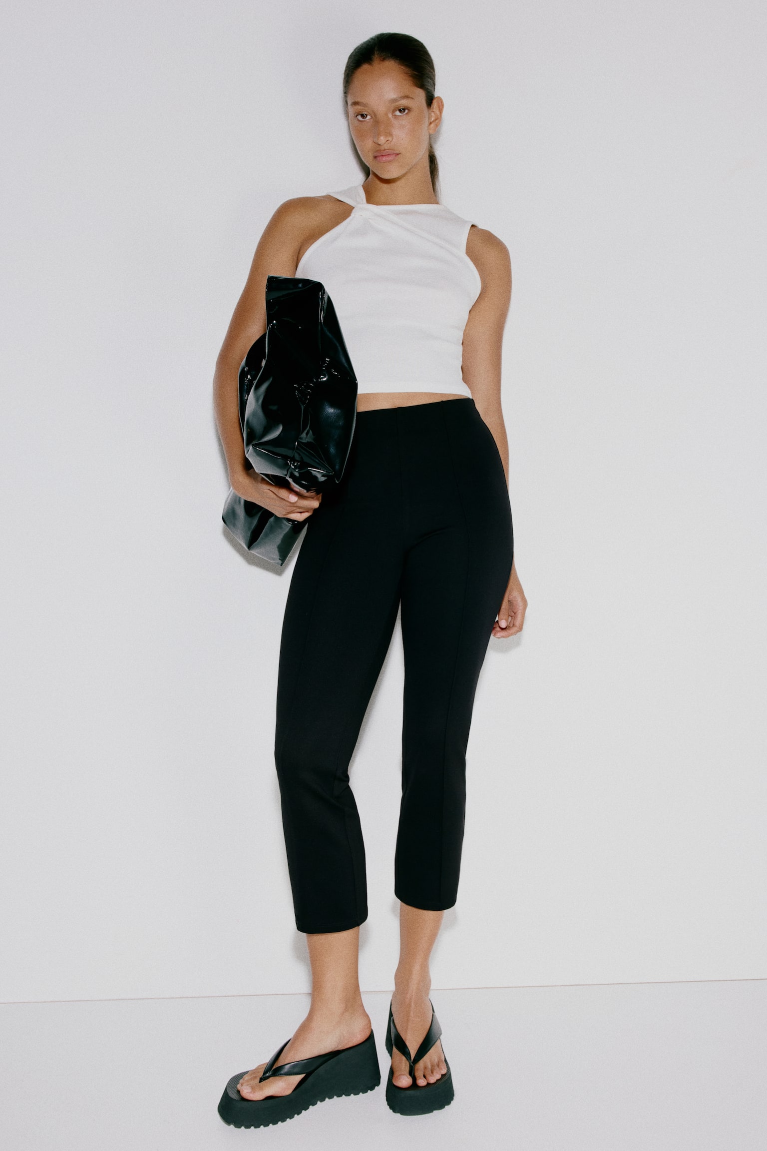 Женские брюки H&M Viscose-blend capri trousers, цвет: Чёрный — фото 3