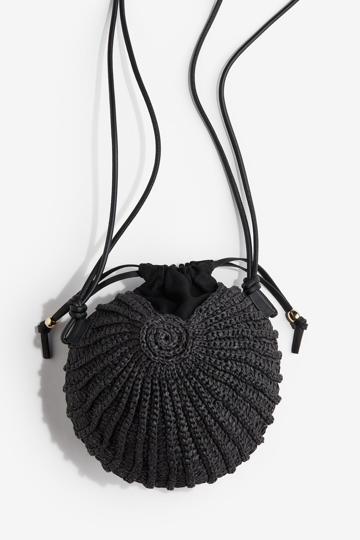 Shell-shaped straw bag Black Ladies H&M