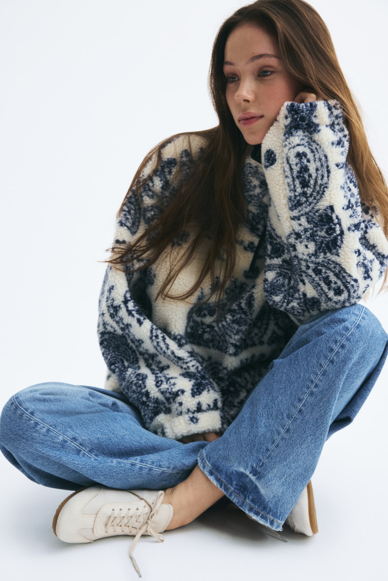 Женский свитшот H&M из флиса тедди, цвет: Слоновая кость — фото 4