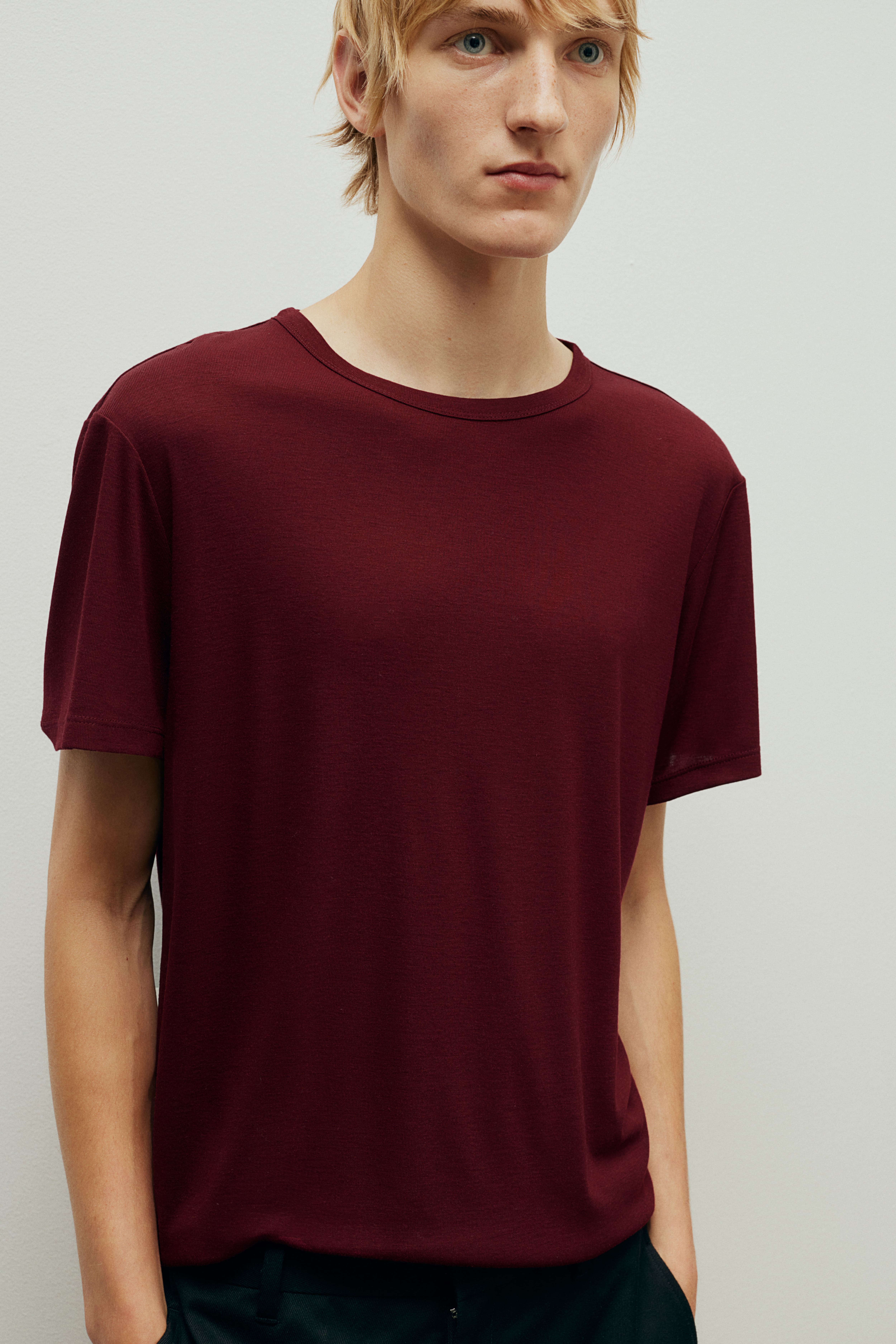 HM Slim Fit T-shirt