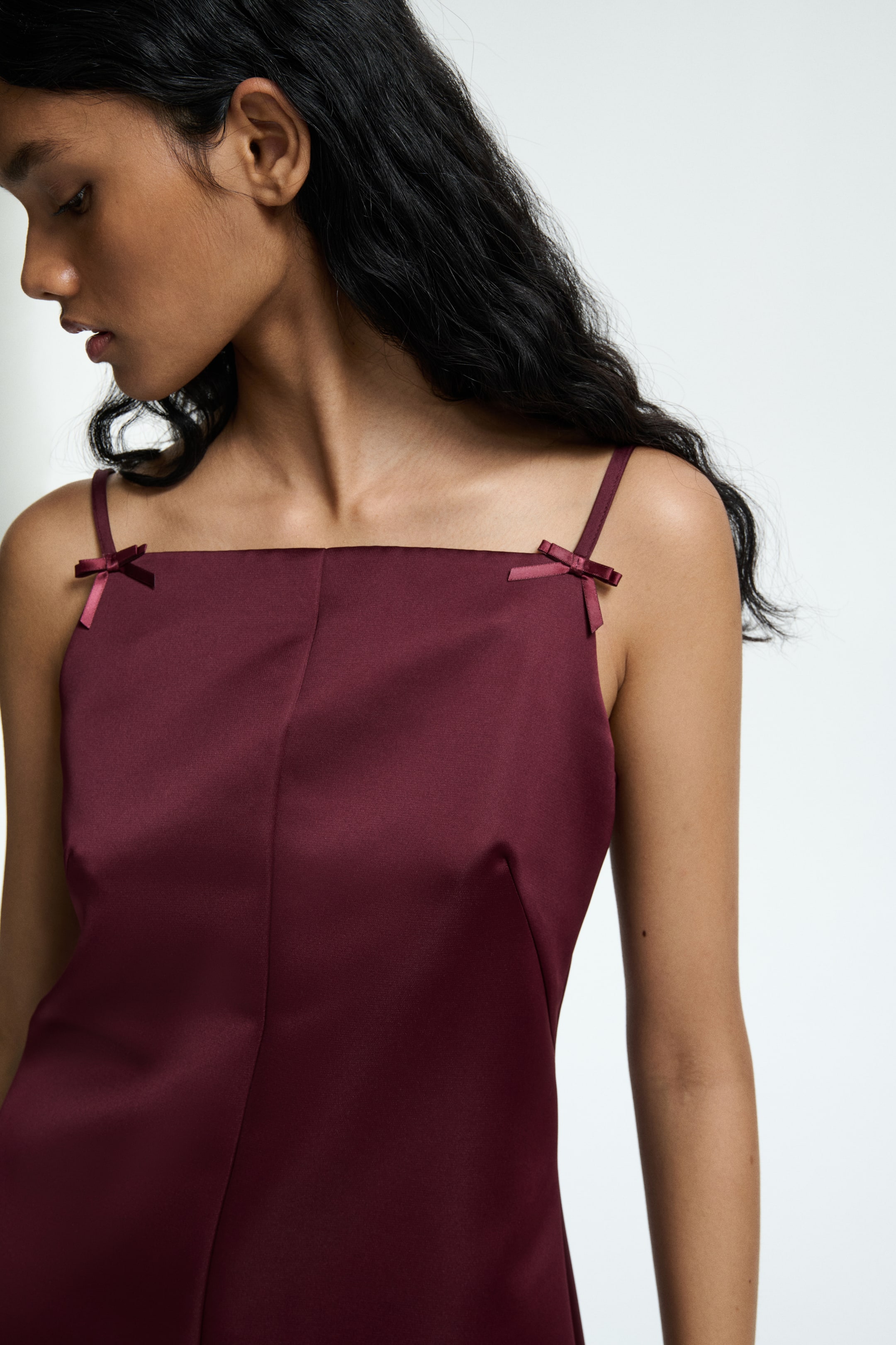 View larger image: Satin Strappy Dress - Burgundy - Ladies | H&M US 4