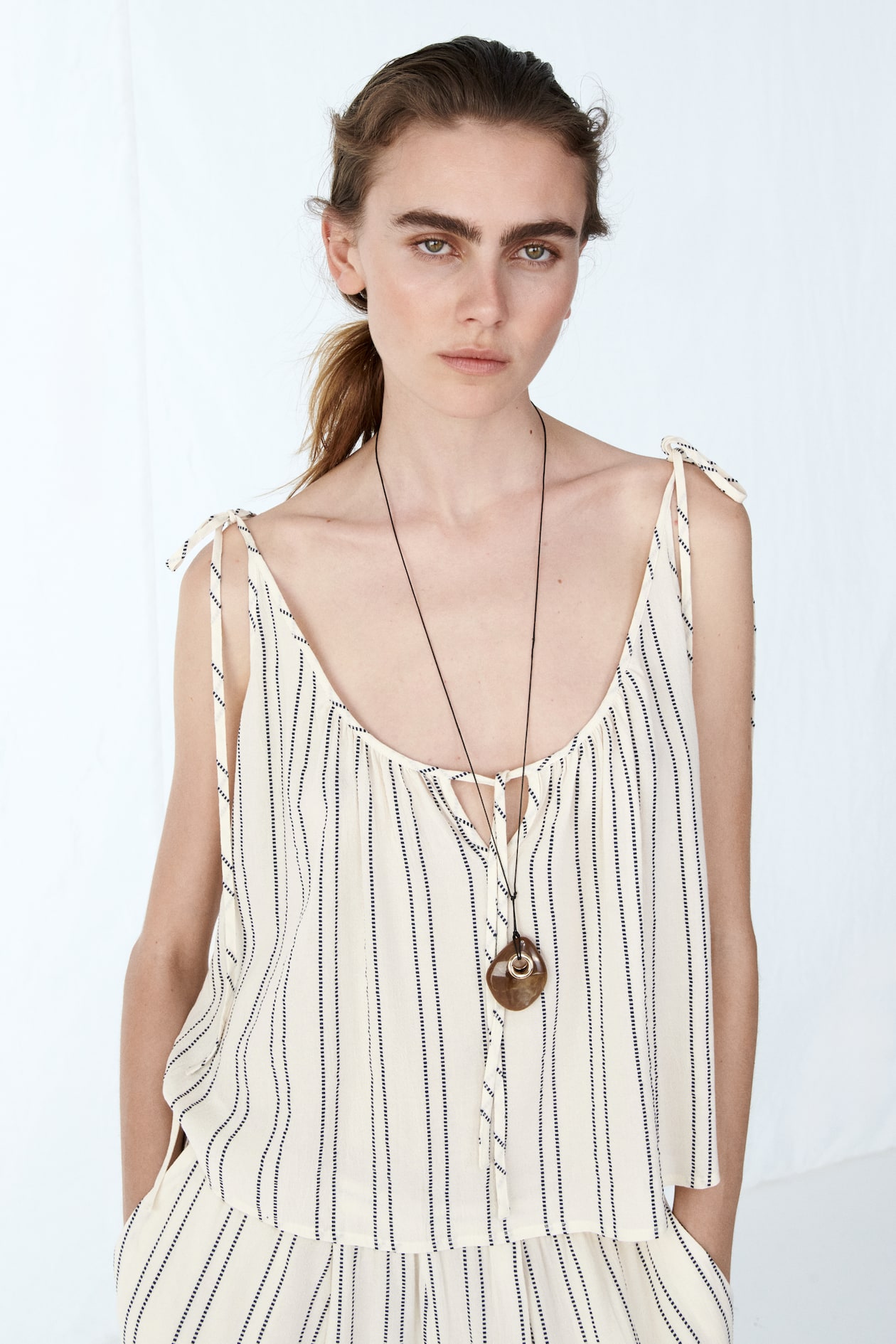 Oversized Top with Tie Shoulder Straps - image 5