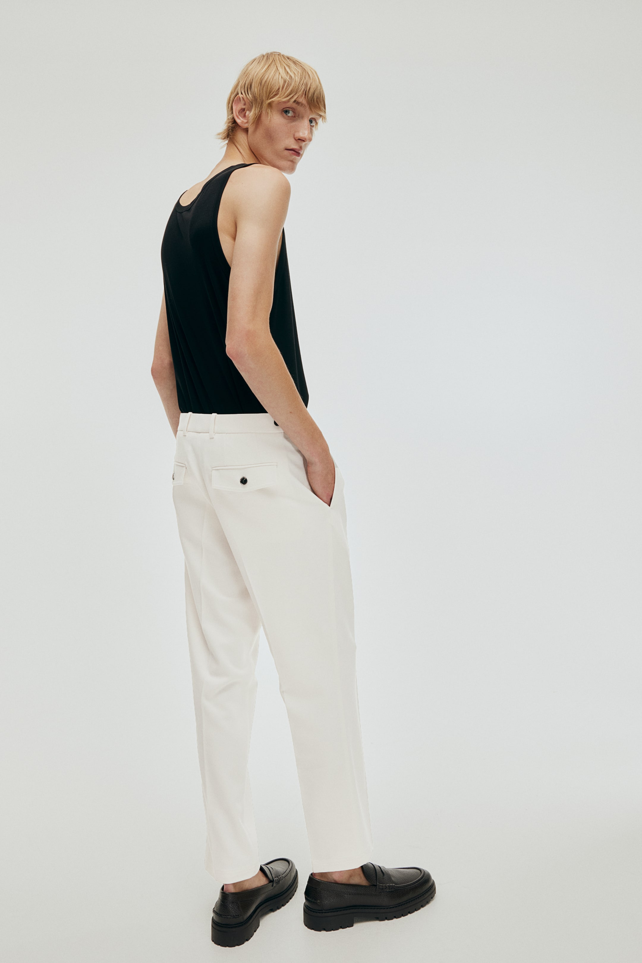 Regular Fit Cropped trousers - Cream - Men | H&M GB 4