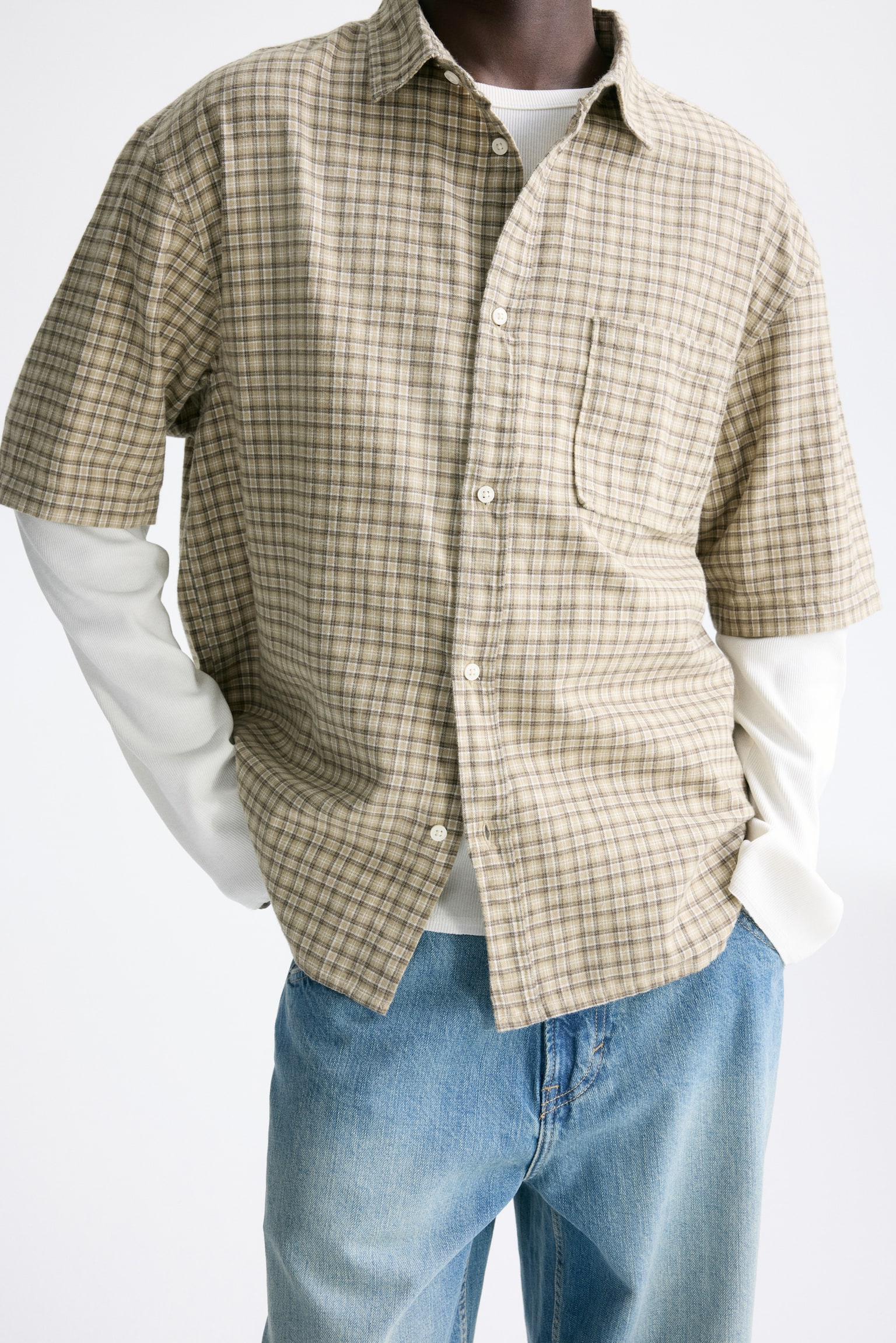 Camisa Relaxed Fit en franela de algodón - Beige/Cuadros/Verde claro/Cuadros/Azul claro/Cuadros - 4