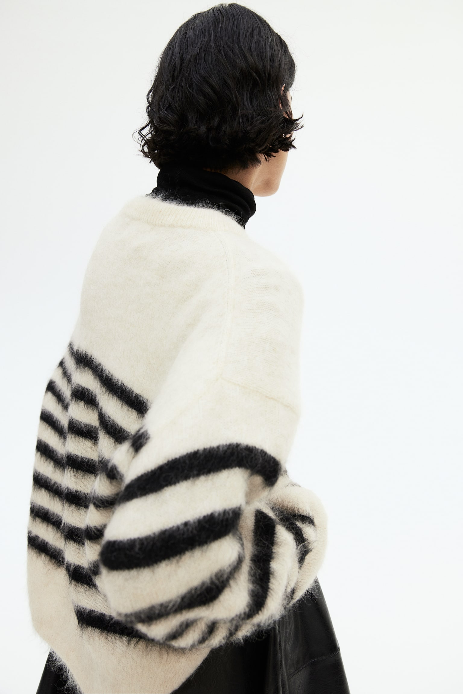 Oversized mohair-blend jumper - Light beige/Striped/Dark brown/Black/Light grey/White/Dark grey/Light pink/Beige - 6