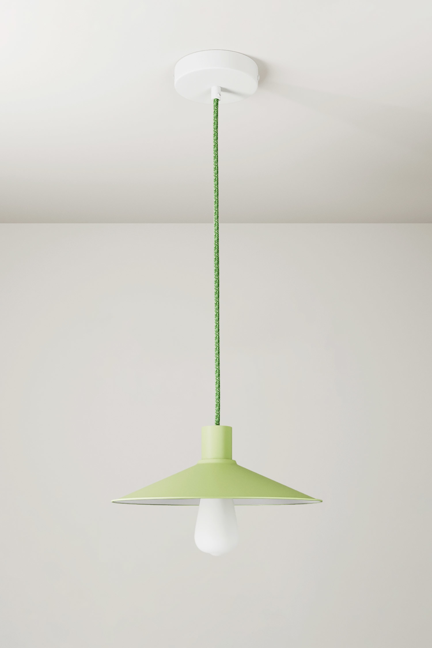 Creative-Cables - Lampadario Swing Pastel In Metallo Con Lampadina - Verde Prato