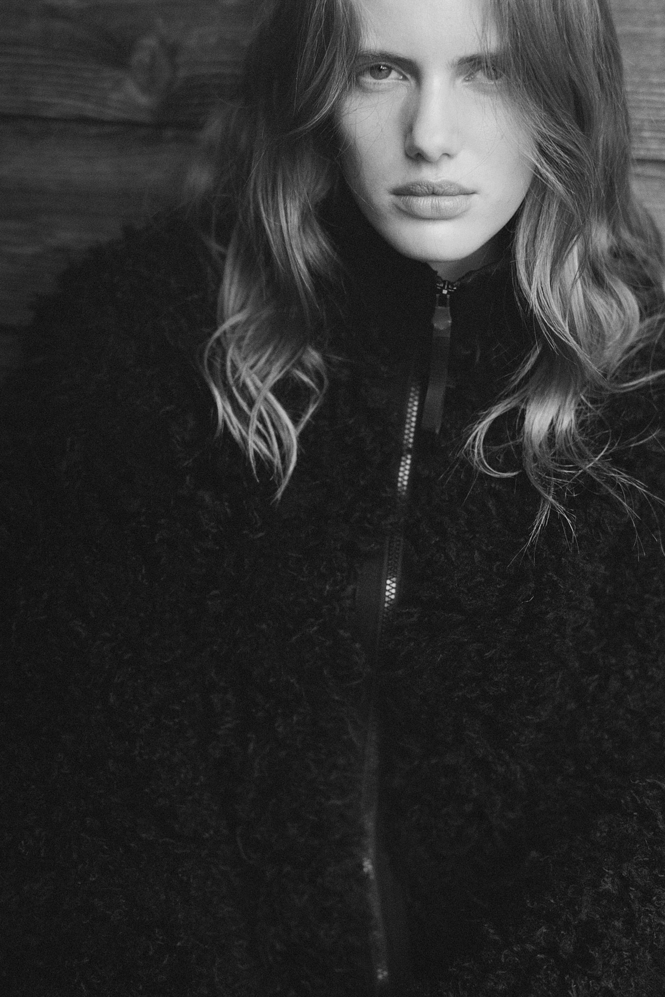 הצגת תמונה גדולה יותר: ז'קט טדי - שחור - Ladies | H&M IL 2