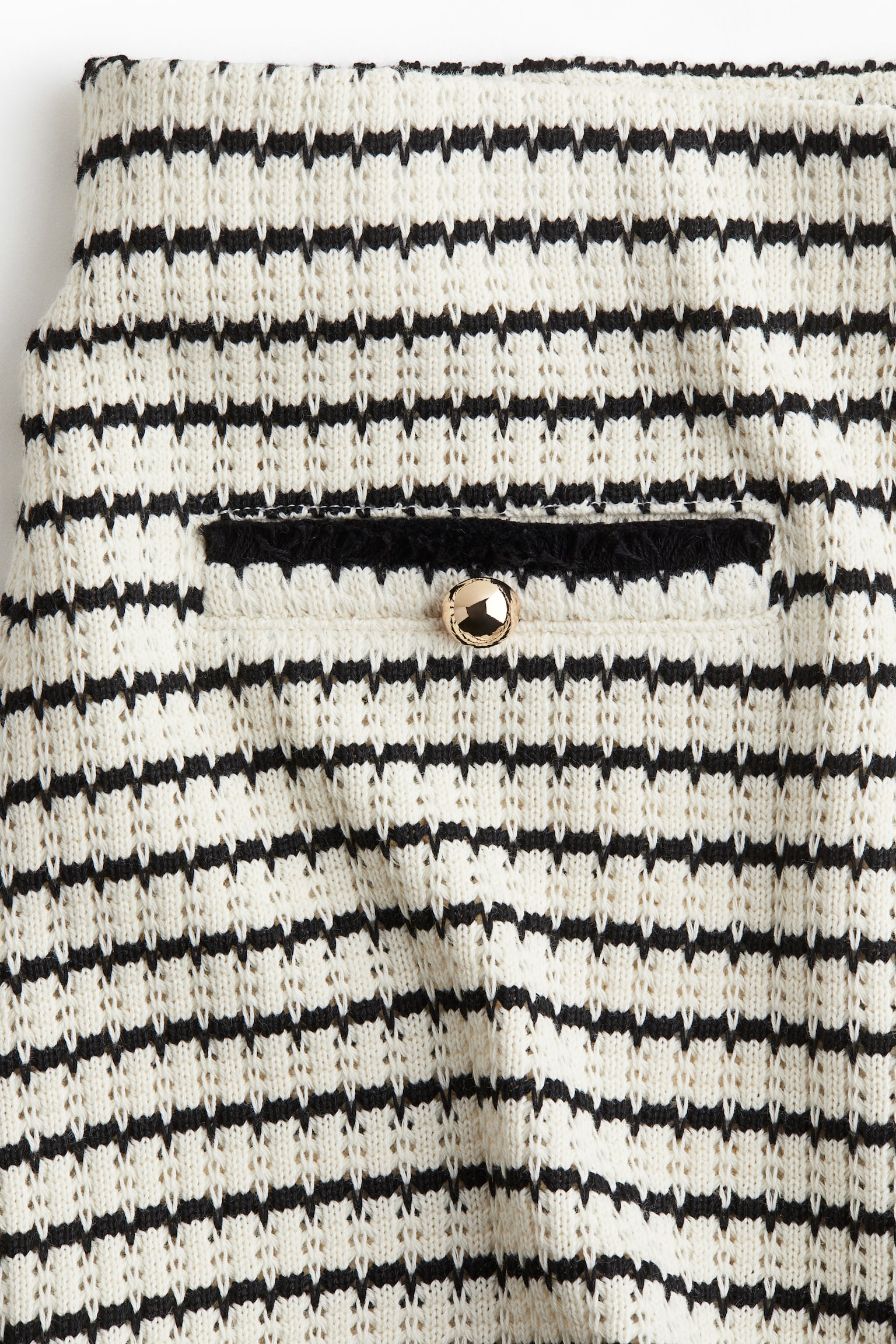 Женские шорты H&M Textured-Knit, цвет: Кремовый / Чёрный полосатый — фото 2
