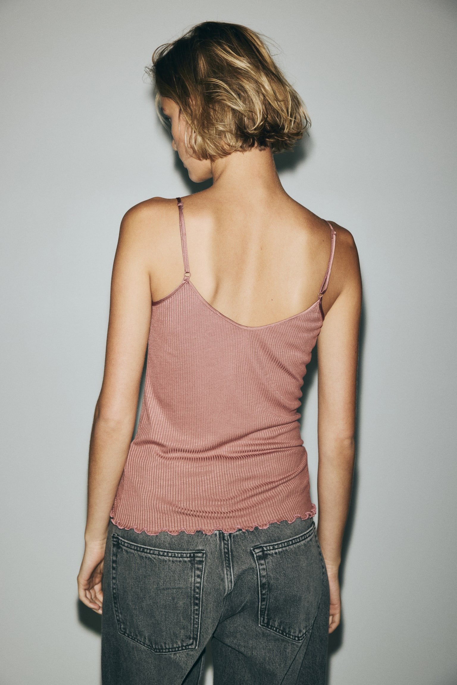 Женский топ H&M Lace-Trimmed Camisole Top, цвет: Тёмный пыльный розовый — фото 5