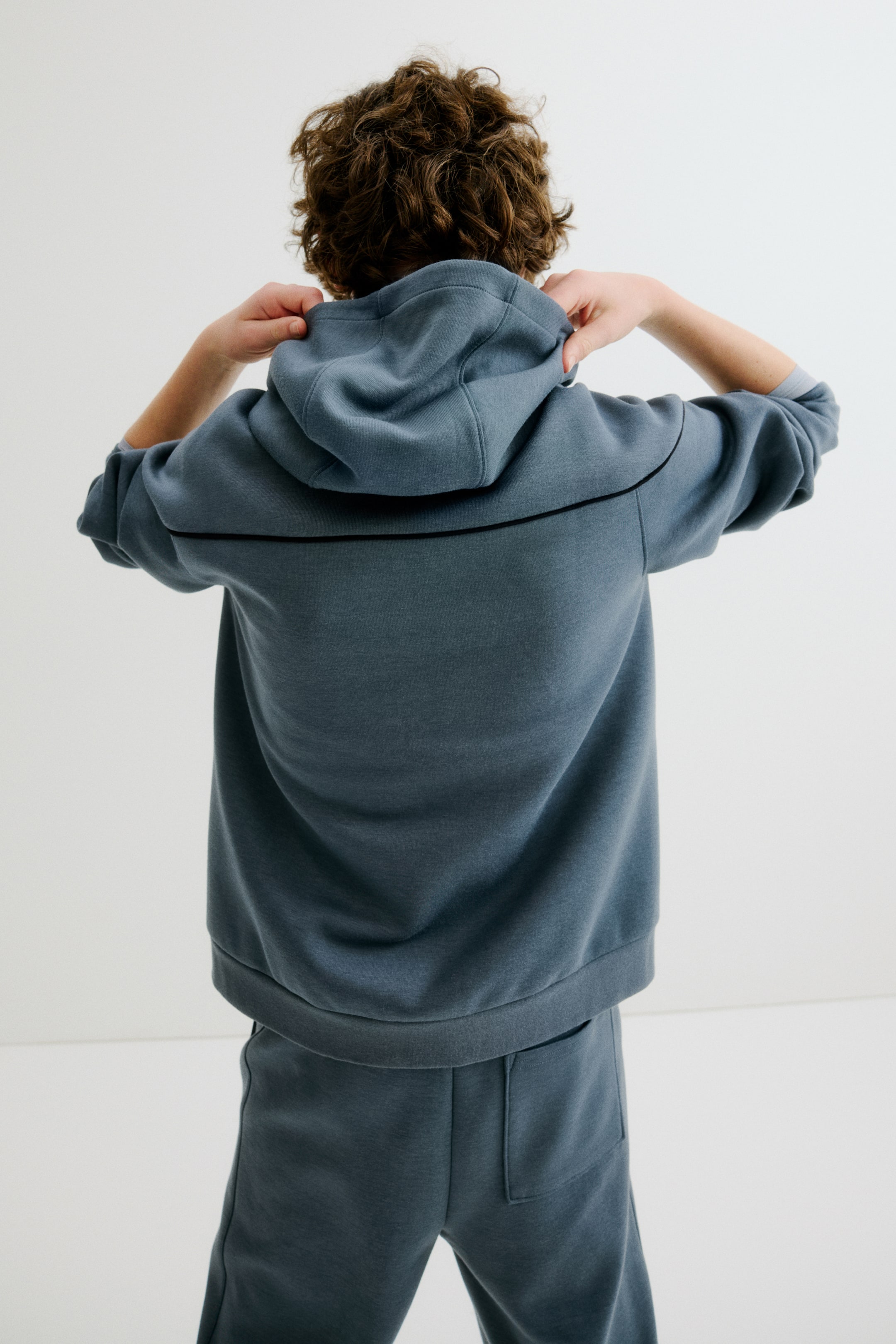 Ampliar la imagen: Sports zip-through hoodie with DryMove™ - Azul cerceta - Kids | H&M MX 4