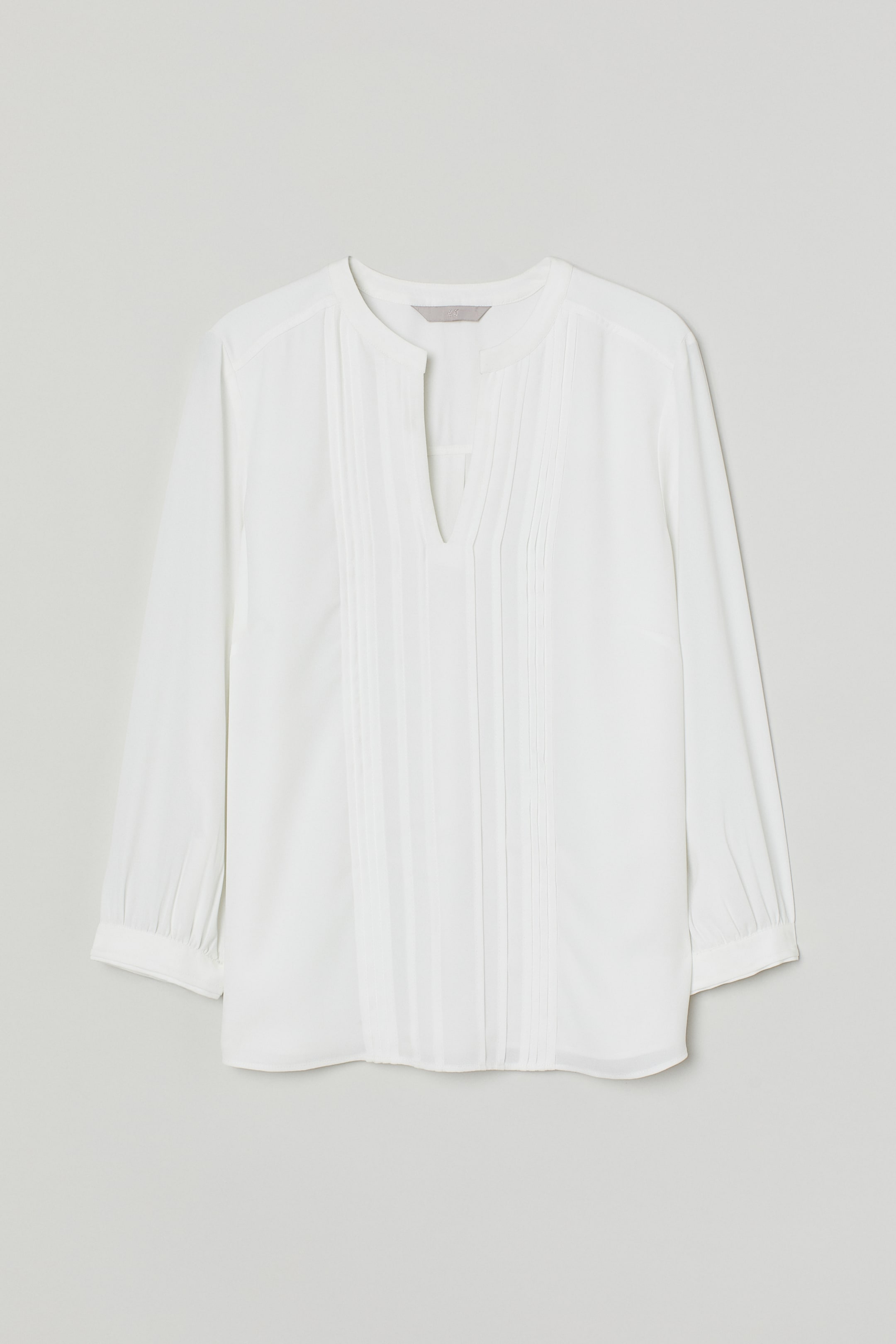 Pin-tuck blouse - V-neck - 3/4 sleeve - White - Ladies | H&M GB