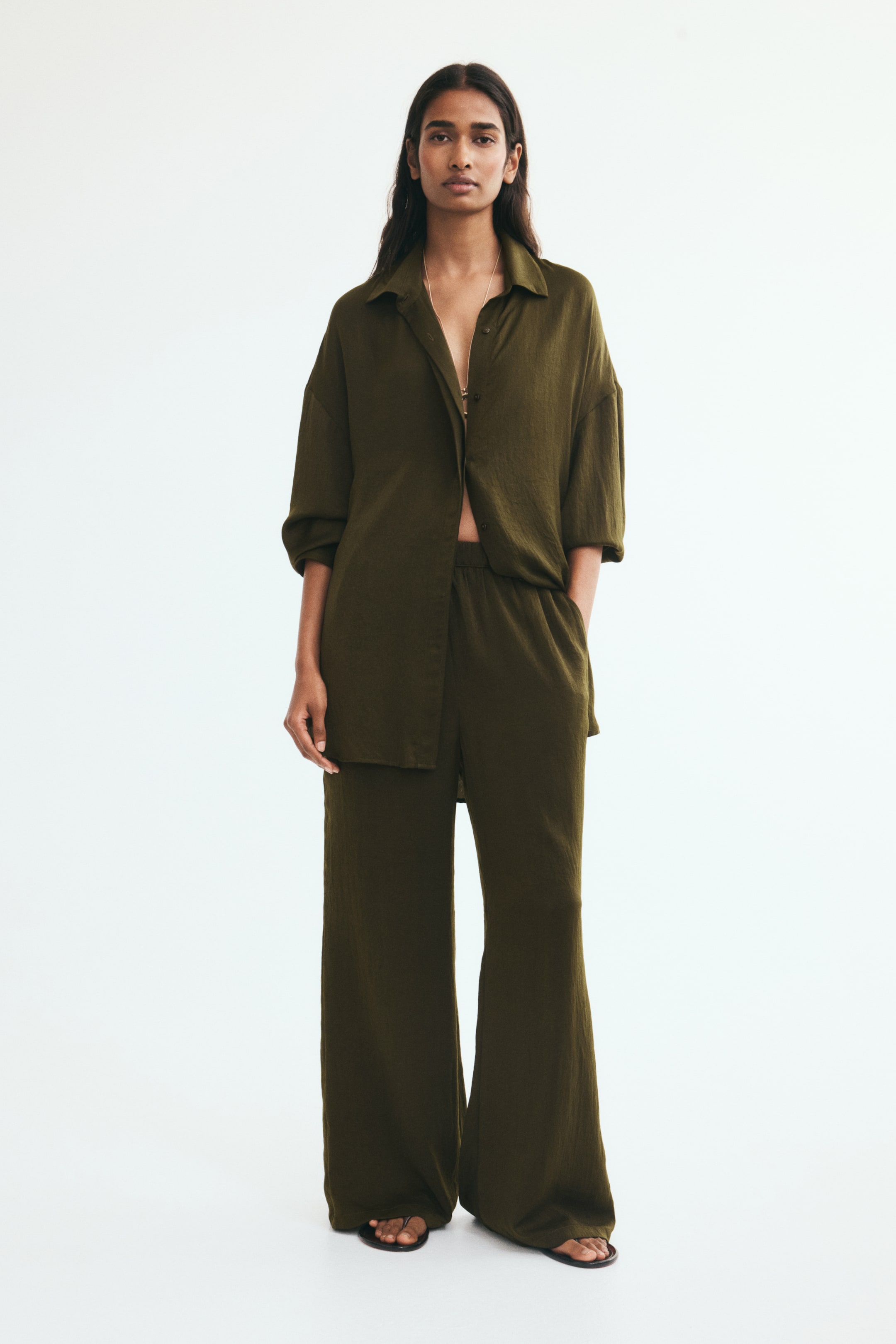 View larger image: Pull-on trousers - Dark khaki green - Ladies | H&M IN 1