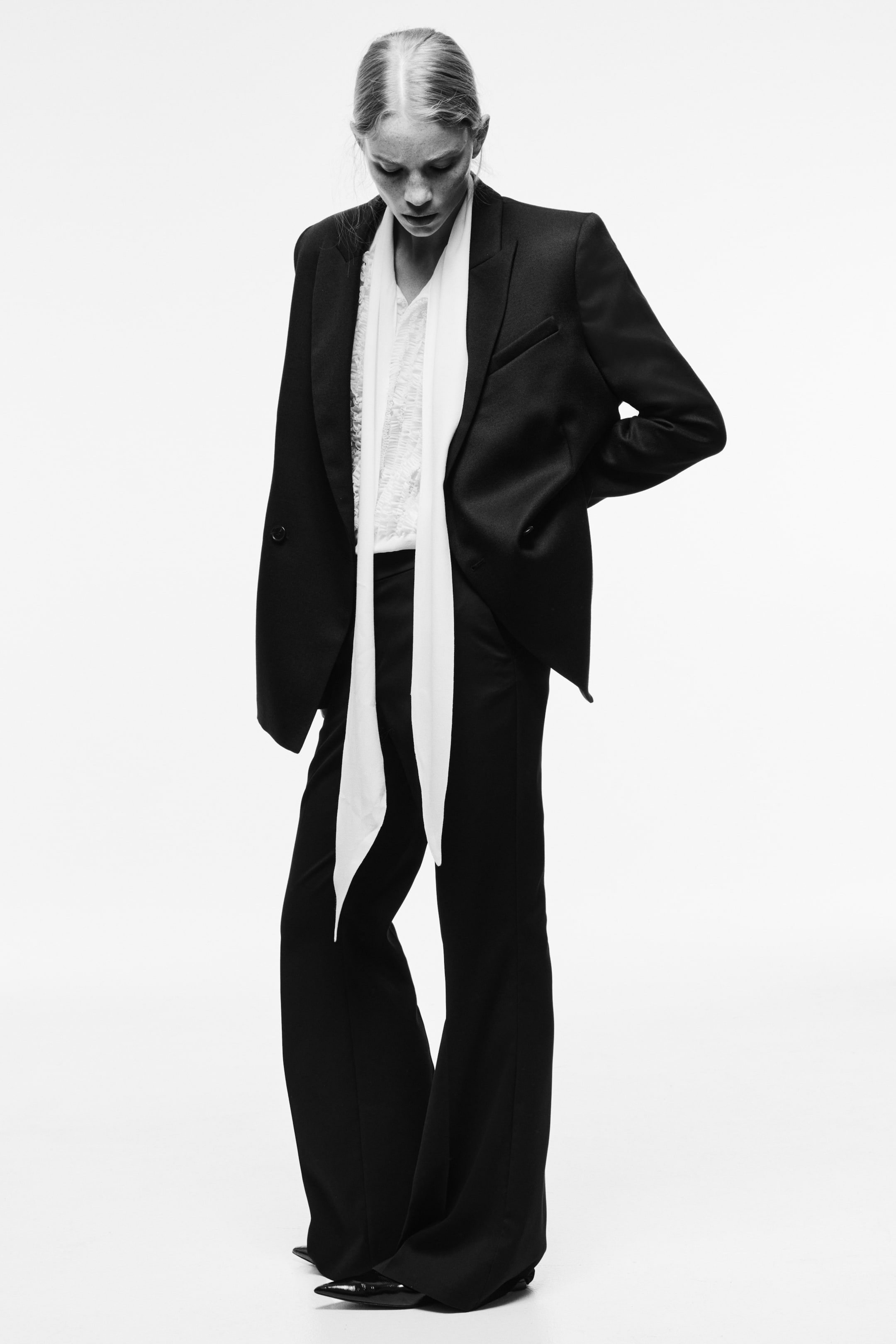 View larger image: Flared tailored trousers - Black - Ladies | H&M 3