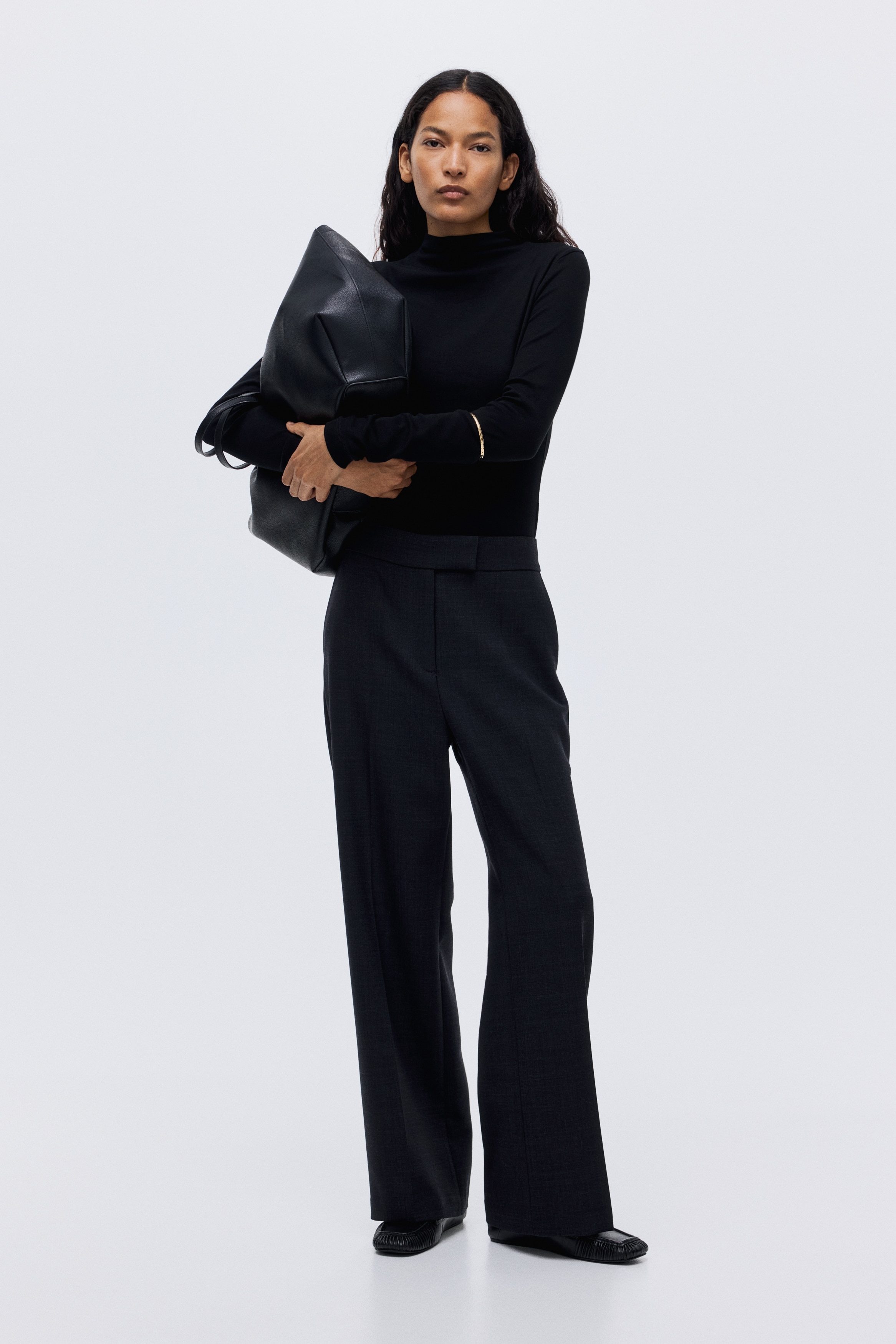 Na＋‪H黒の長袖フロントバックルトップス Na＋‪H黒の長袖フロントバックルトップス‬