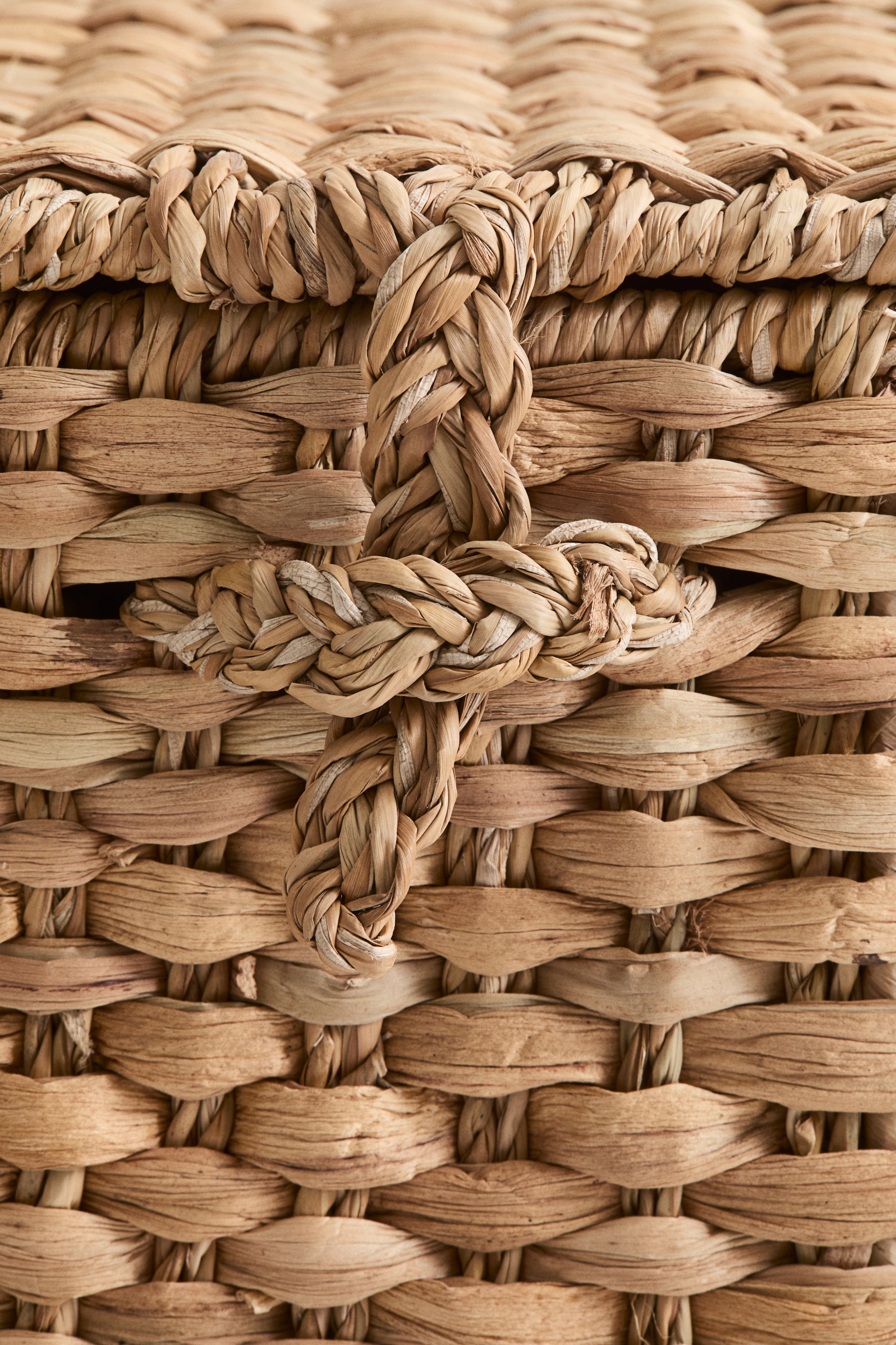 Straw Storage Basket