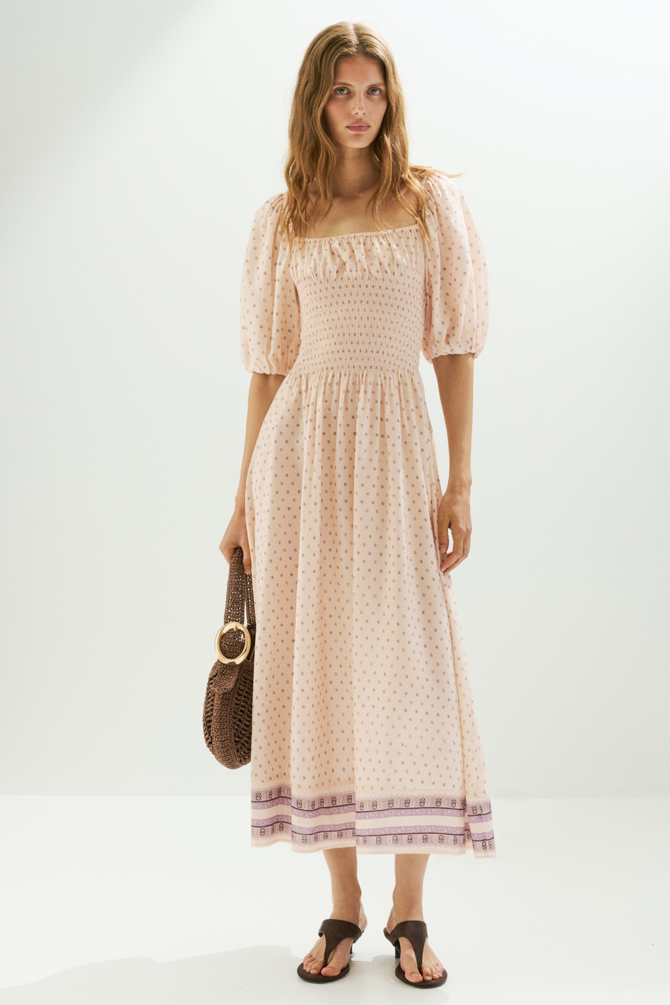 Robe à taille smockée