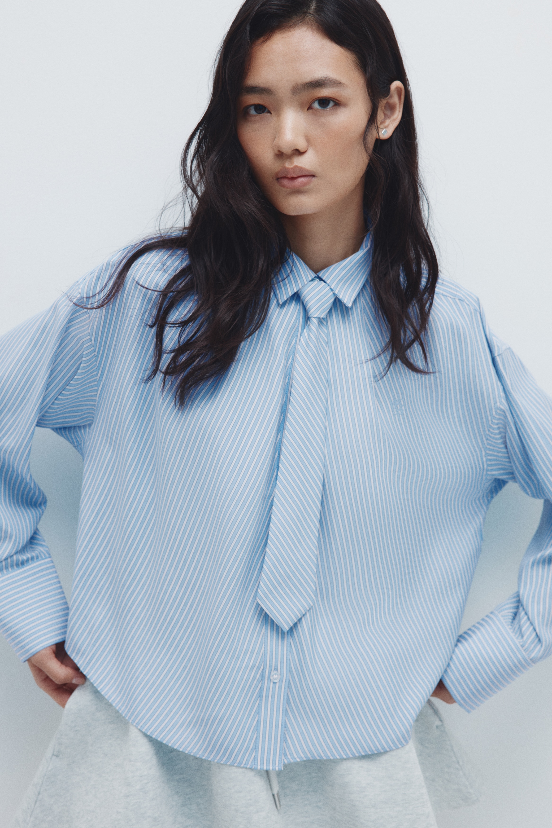 H & M - ネクタイディテールシャツ - ブルー