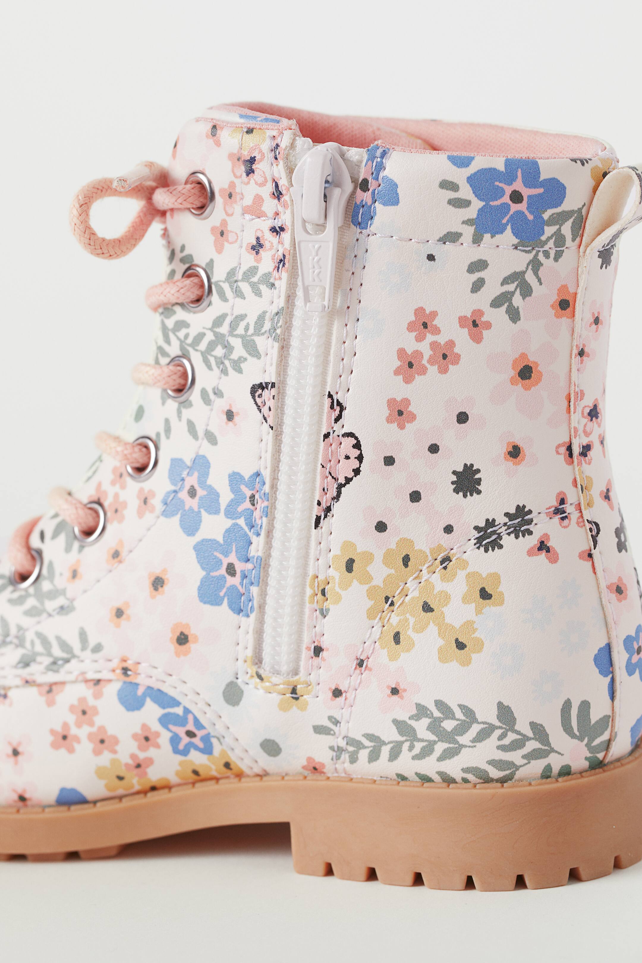 Zobrazit větší obrázek: Vysoké vzorované boty - Světle béžová/květovaná - DĚTI | H&M CZ 3