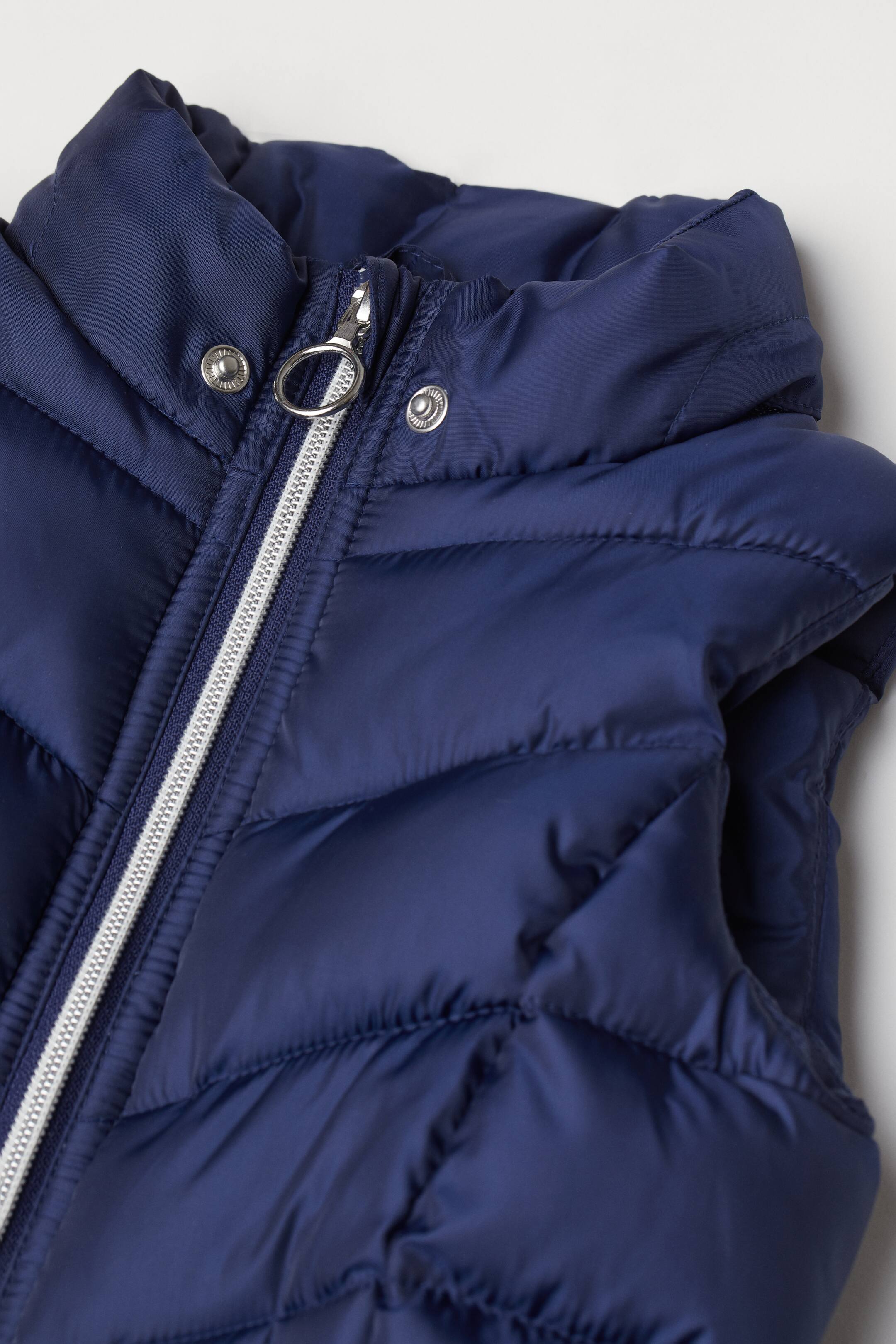 View larger image: Hooded puffer gilet - Navy blue - Kids | H&M HK 2