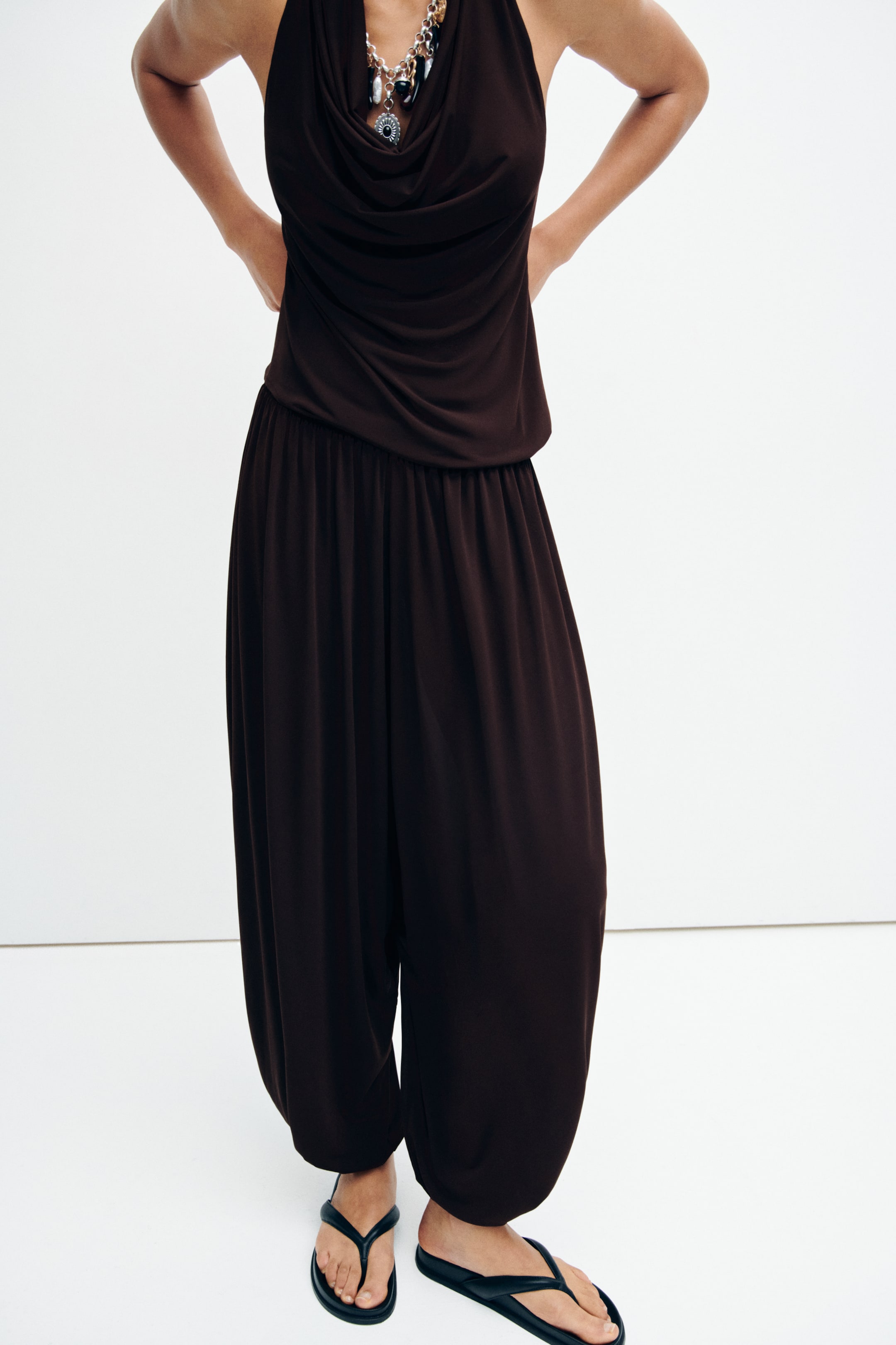 Balloon-Leg Pants
