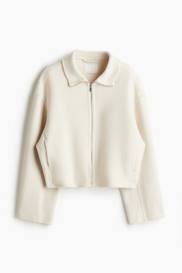 Handgefertigte Wolljacke