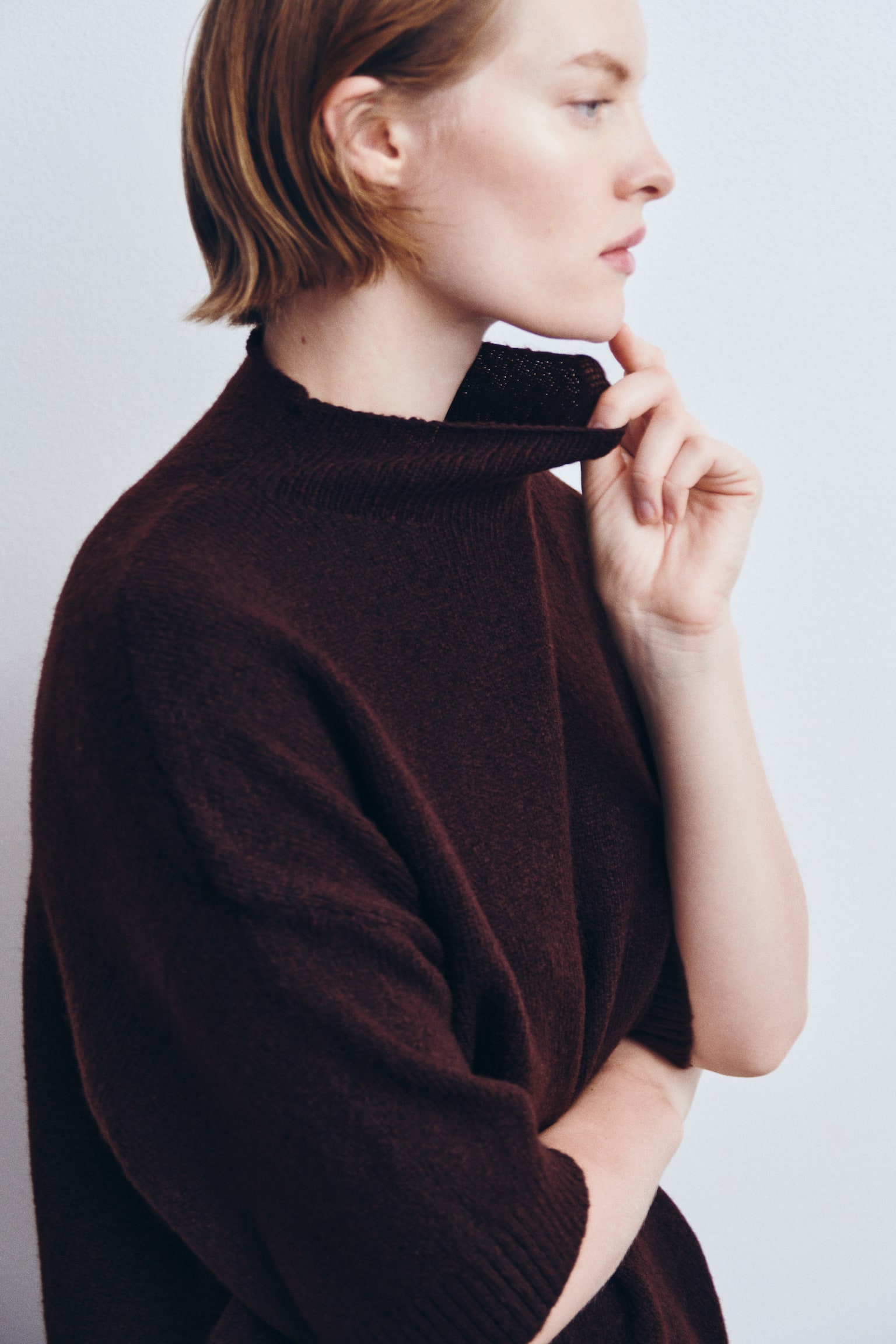 Женский свитер H&M Oversized Mock-Turtleneck, цвет: Тёмный коричневый — фото 4