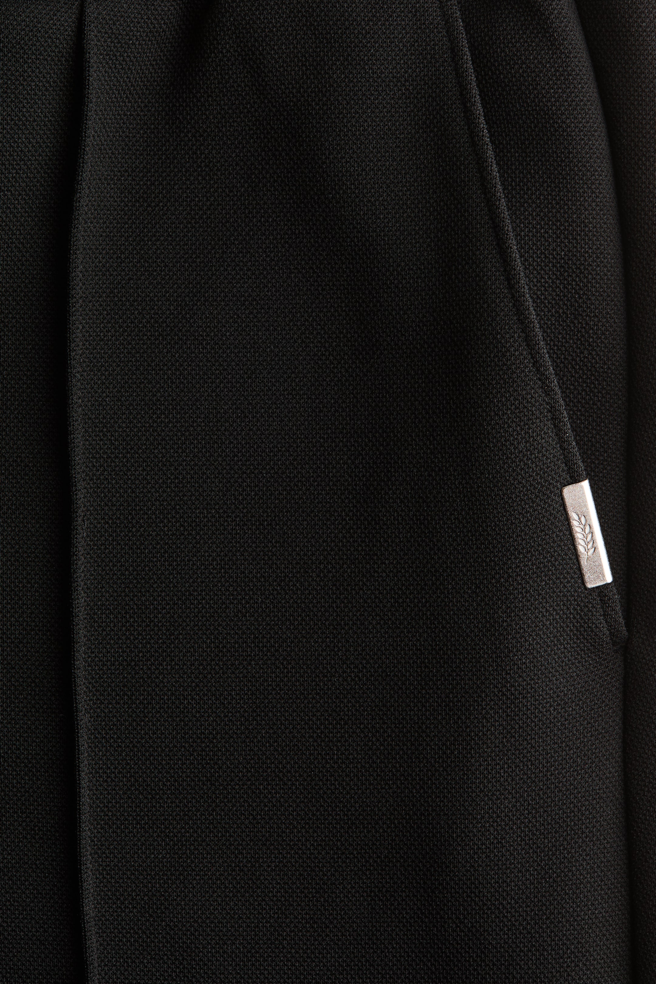 Xem ảnh lớn hơn: Quần jogger kiểu may đo Regular Fit - Màu đen - Men | H&M VN 8