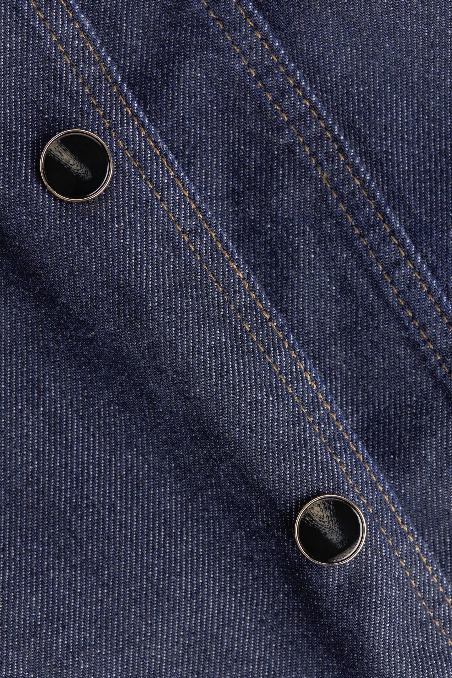 Женская рубашка H&M Double-Breasted Denim Shirt, цвет: Тёмный джинсовый синий — фото 2