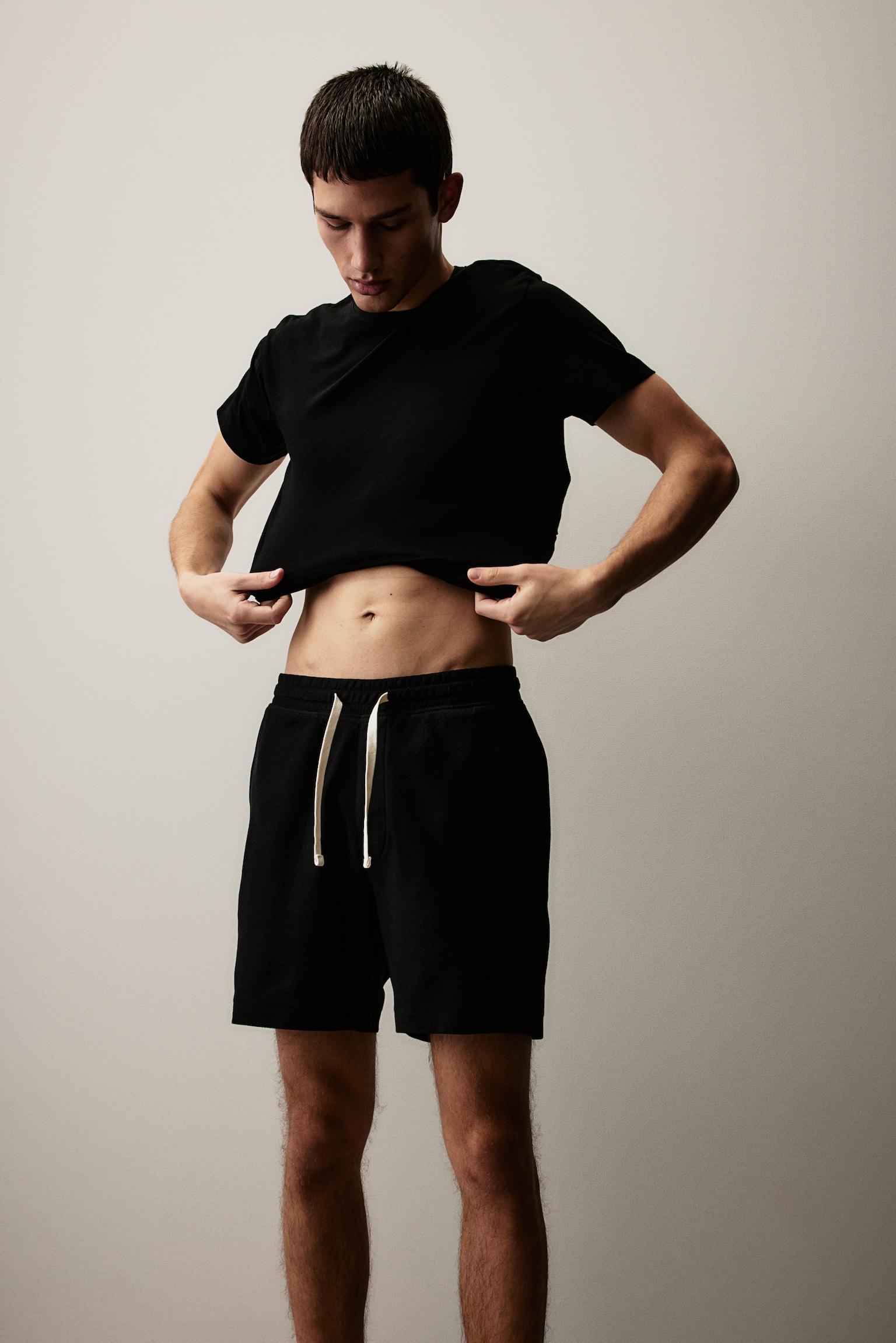 Regular Fit Piqué Shorts - Black/Light beige - 5