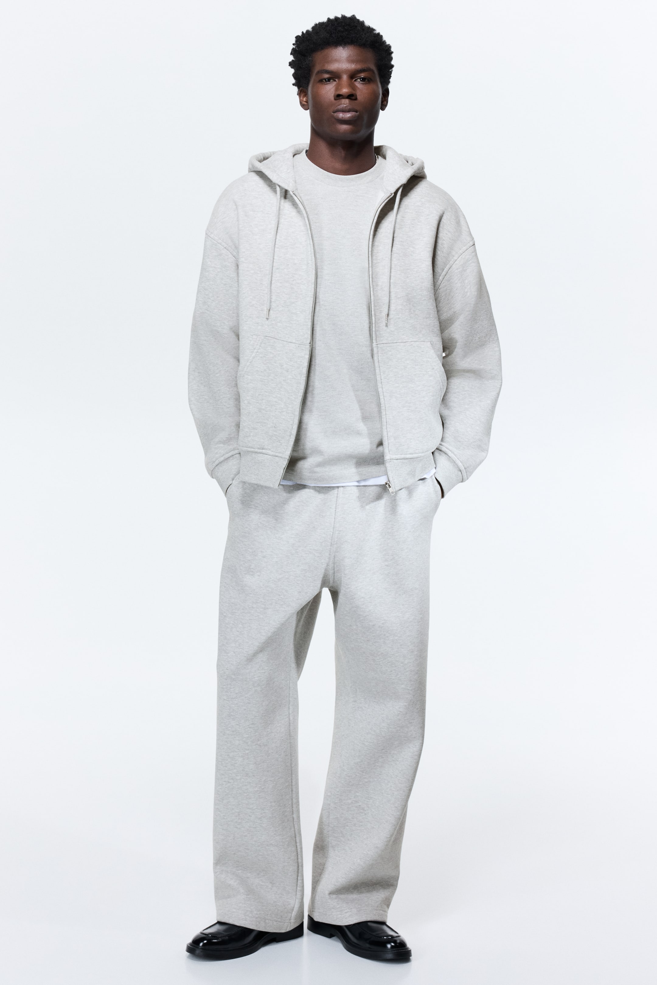 Grotere afbeelding bekijken: Sweatpants - Loose Fit - Lichtgrijs gemêleerd - HEREN | H&M NL 1