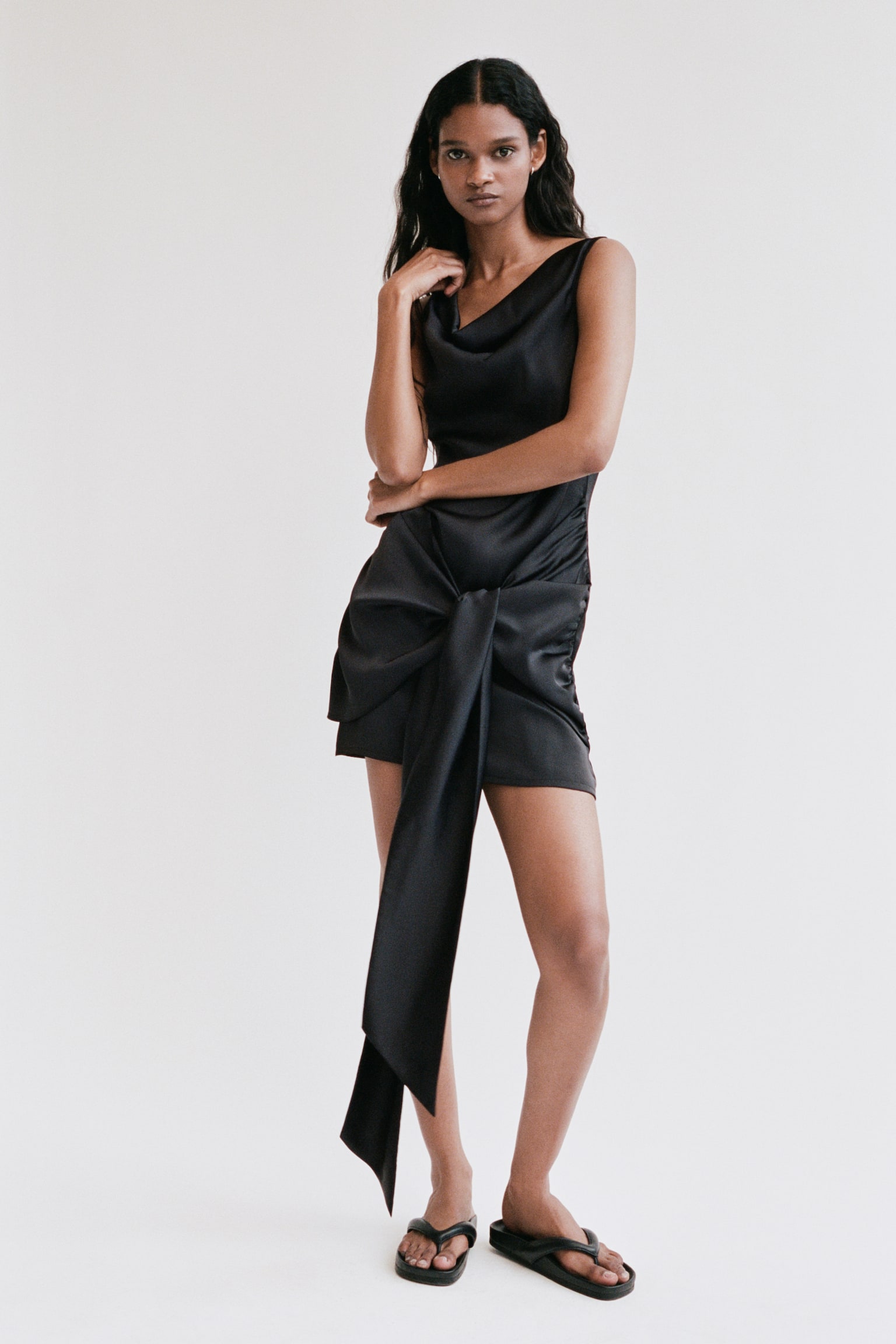 Cowl-neck satin dress - Black - 1