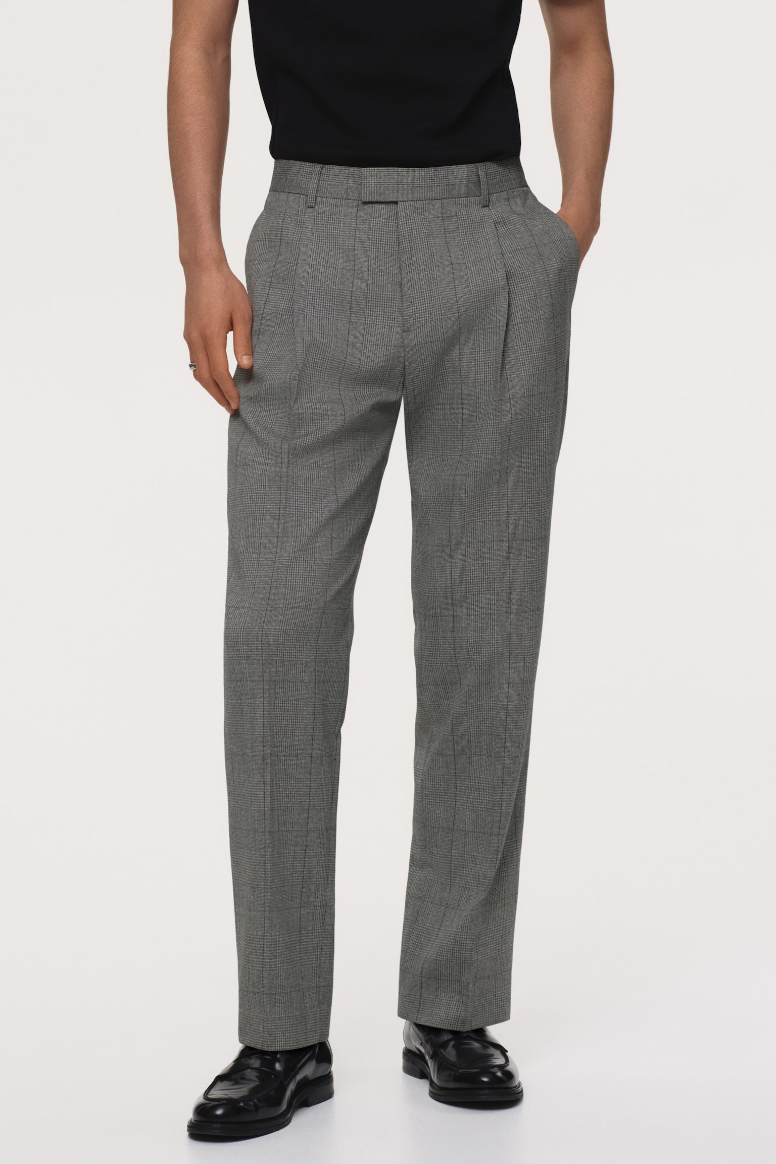 Мужские костюмные брюки H&M Regular-Fit, цвет: Серый / Клетчатый — фото 4