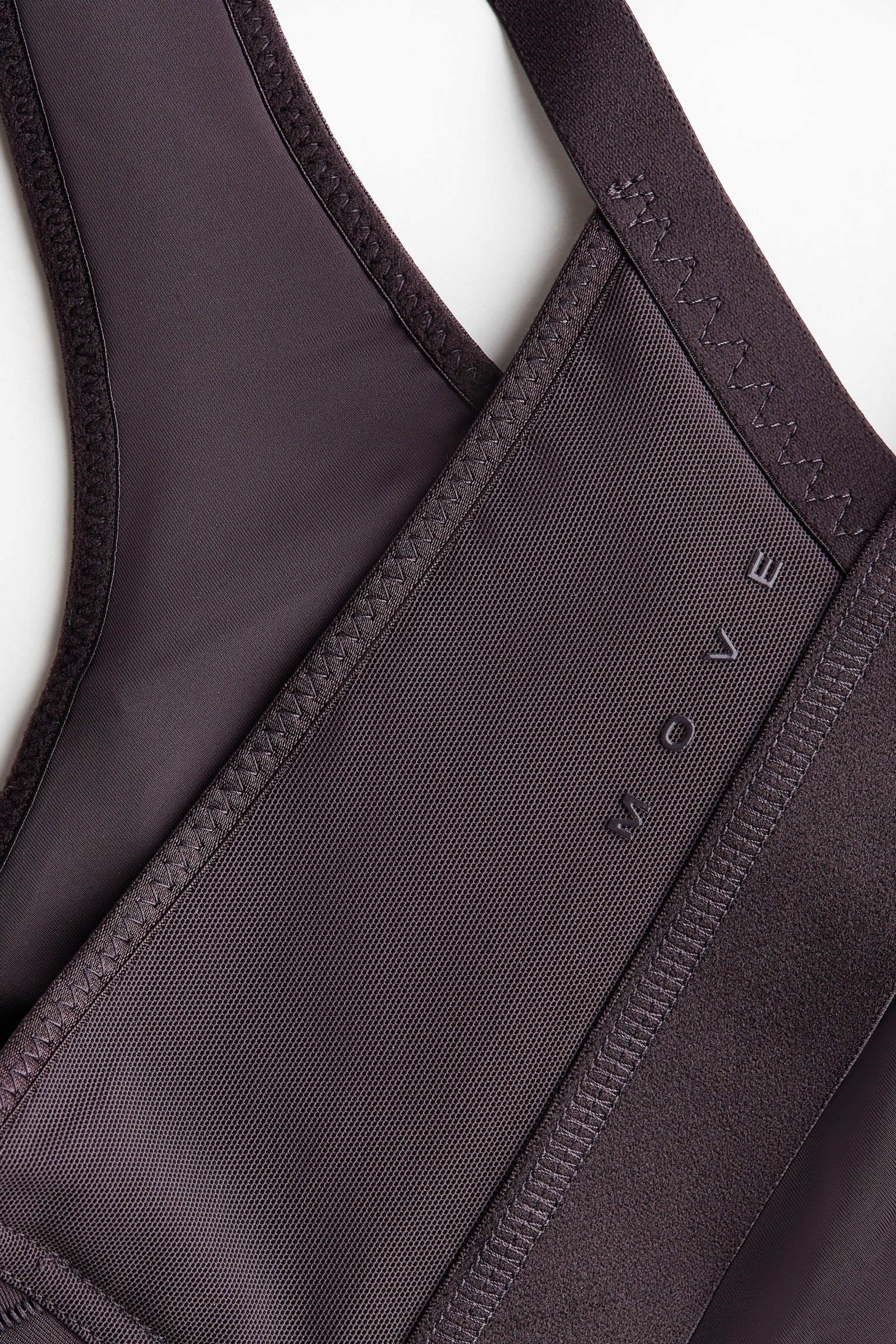 High Support Sports bra with DryMove™ - 3