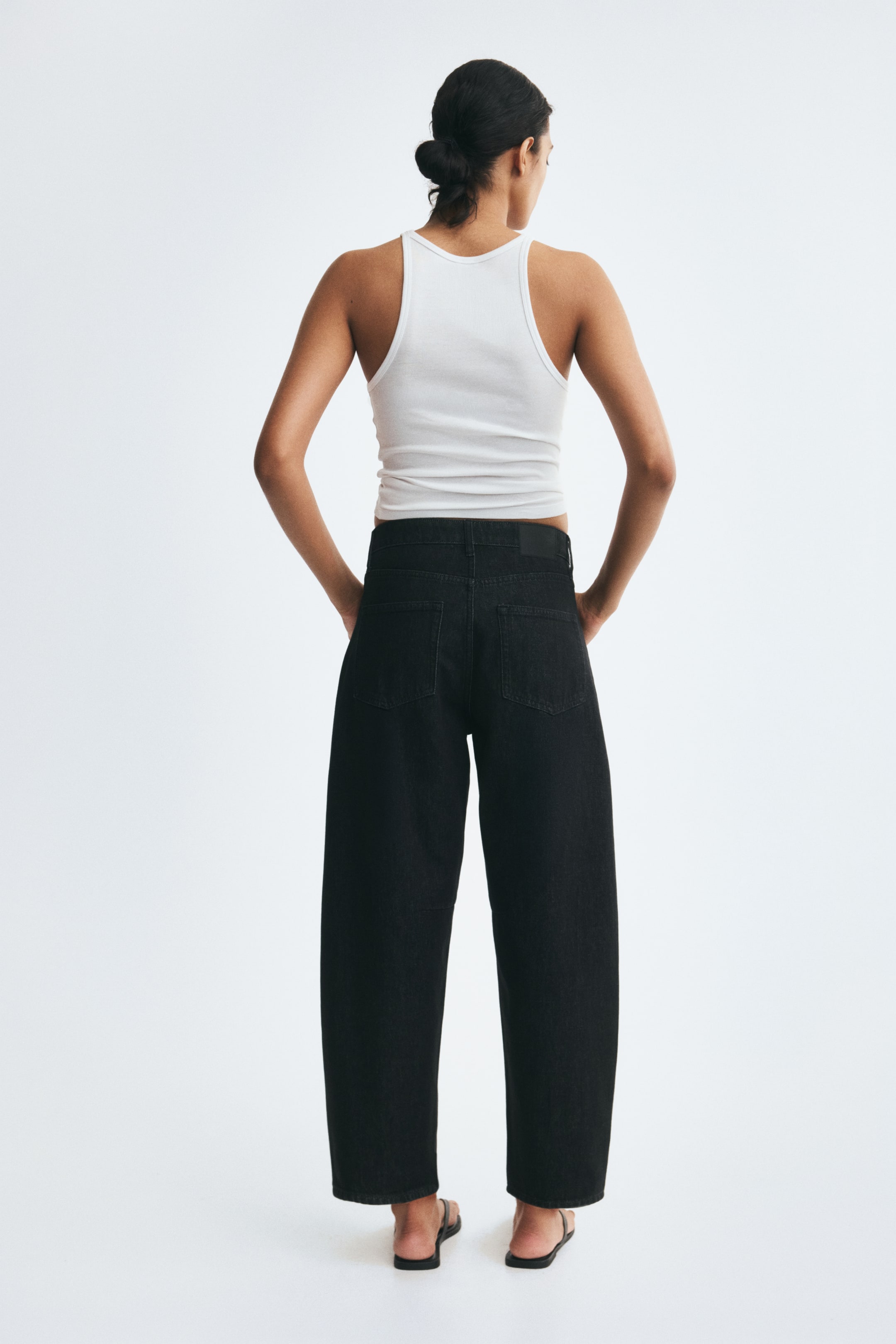 High-Waist Barrel-Leg Ankle Jeans
