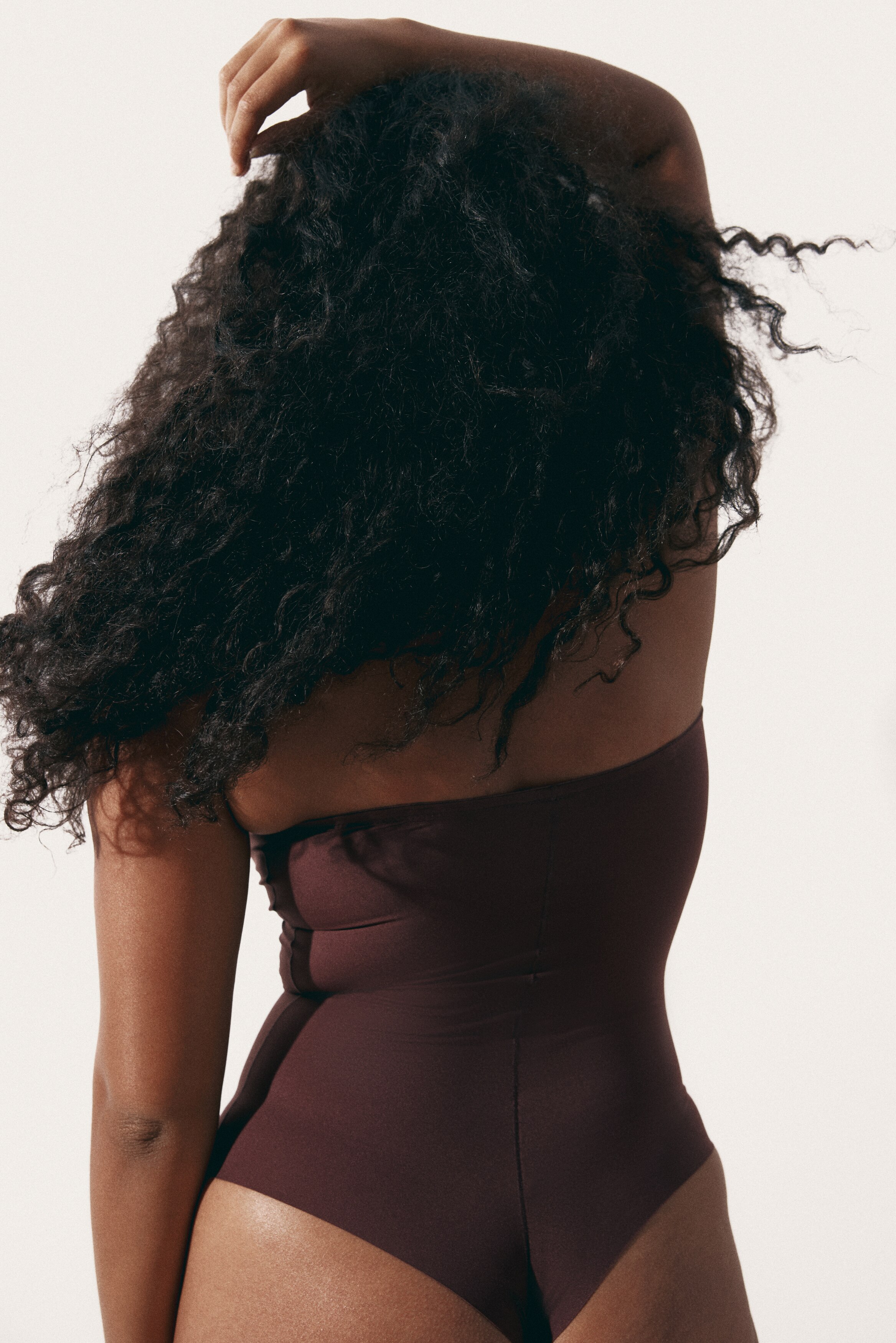 Light Shape Microfibre thong body