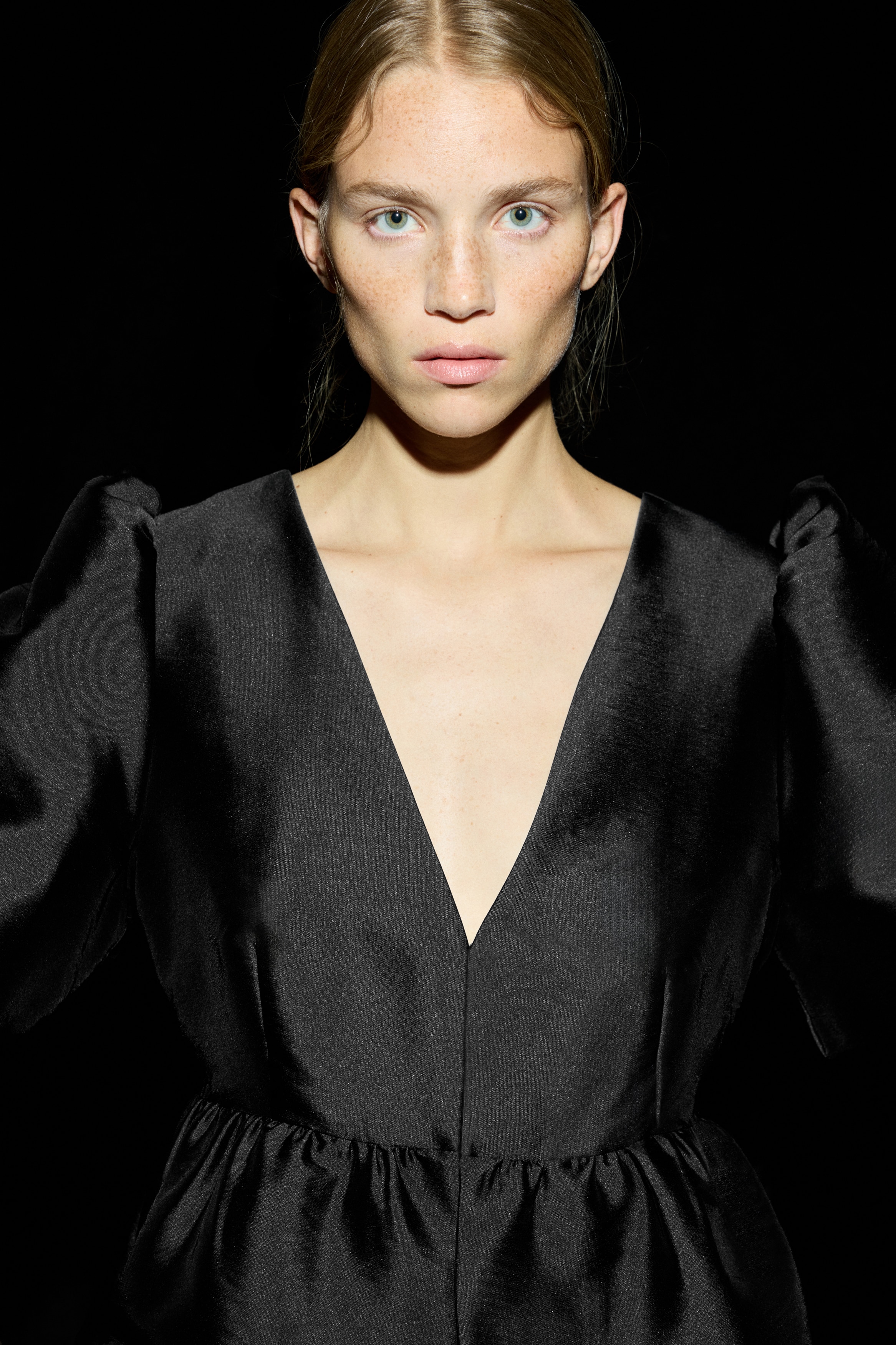 H & M - ペプラムブラウス - ブラック