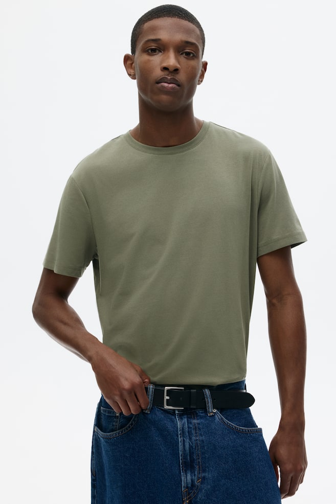 Tricou Slim Fit - Verde-kaki/Alb/Maro-închis/Negru/Alb/dungi negre/Bleumarin/Mov/Verde-pădure - 2