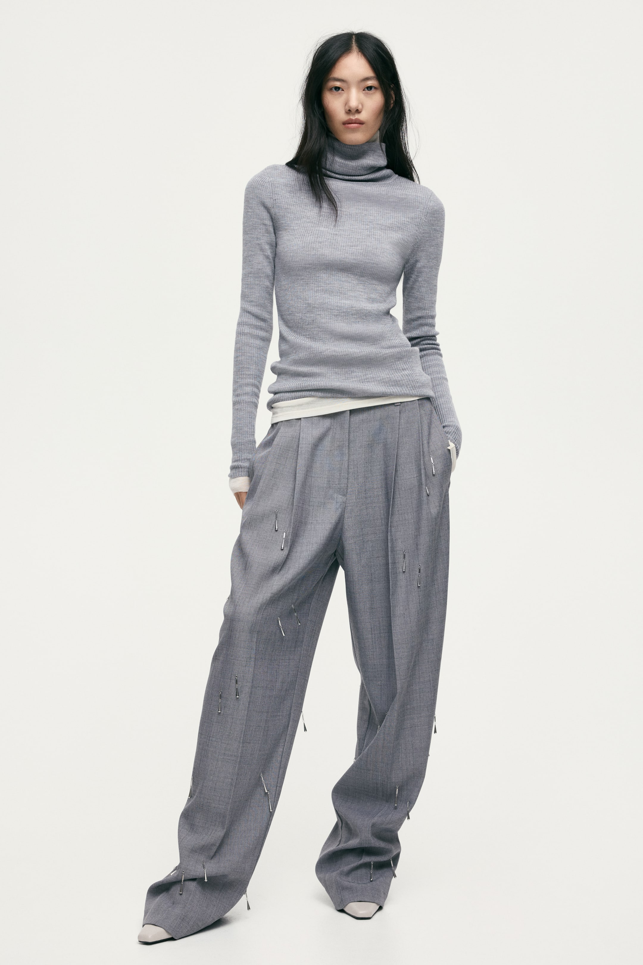 이미지 확대 보기: 메리노 울 롤넥 탑 - 그레이 멜란지 - 여성 | H&M KR 2