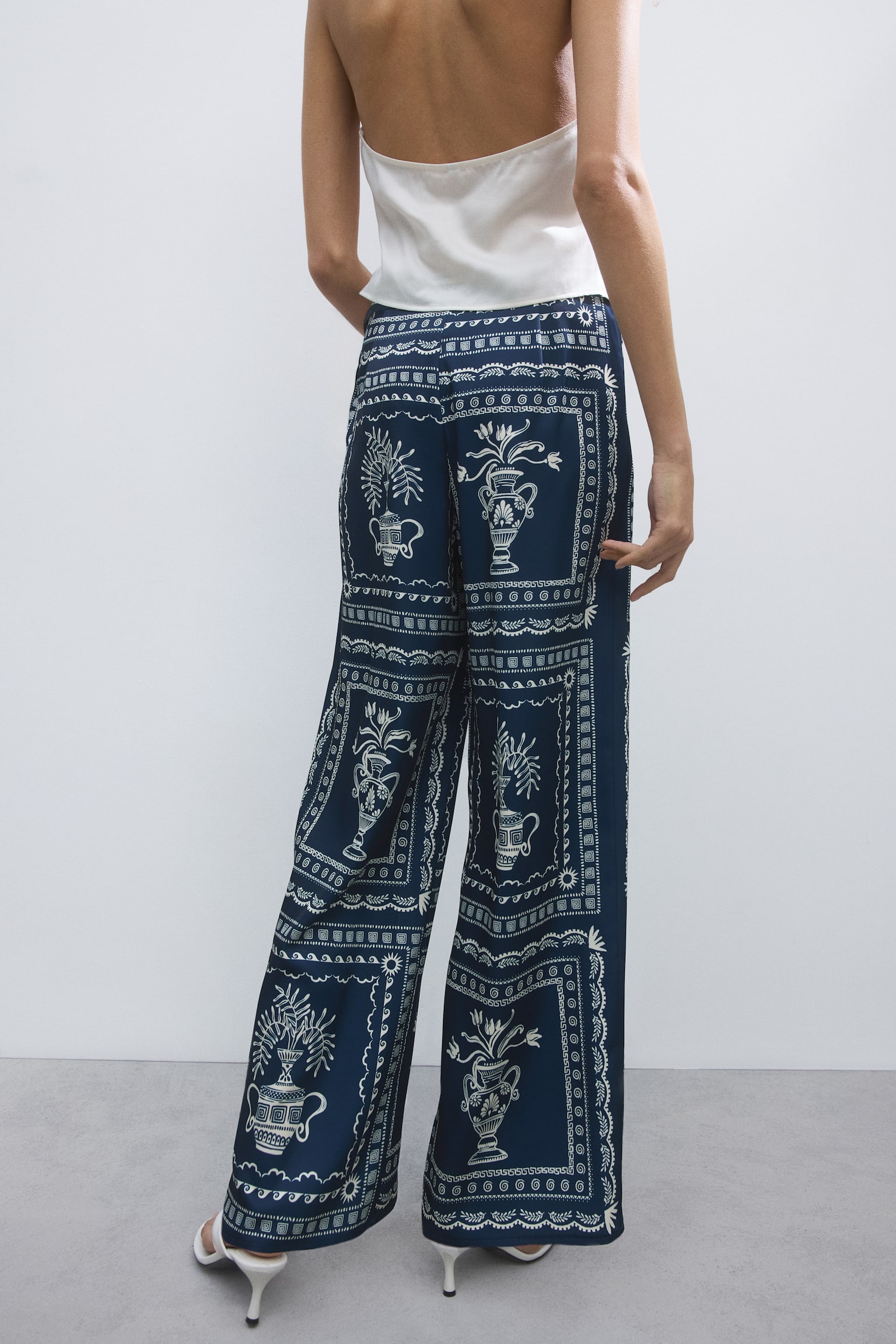 Bedruckte Hose mit Bindedetail - Dunkelblau/Blumen - 5