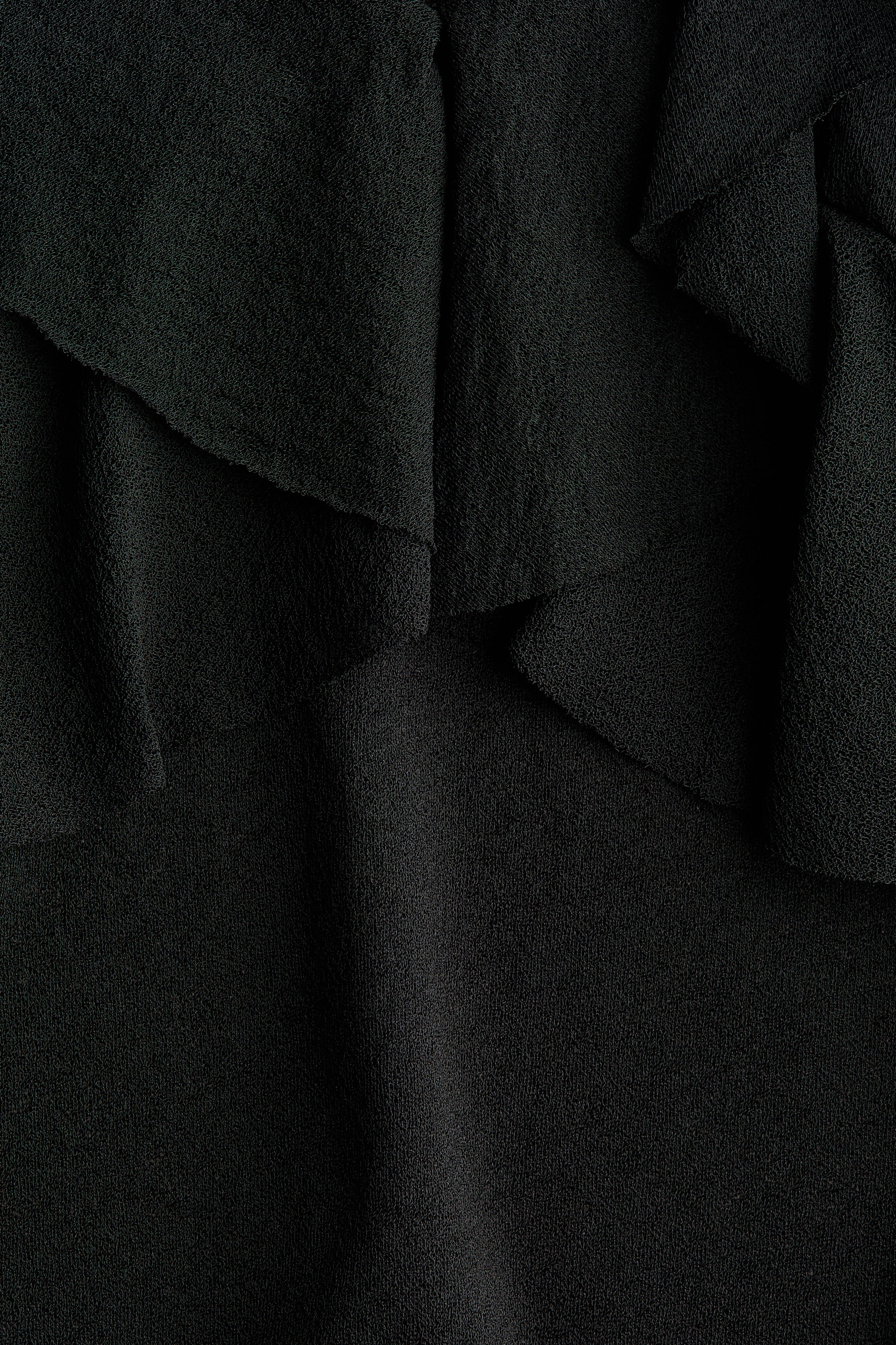 Zobraziť väčší obrázok: Blúzka s volánmi - Čierna - ŽENY | H&M SK 2