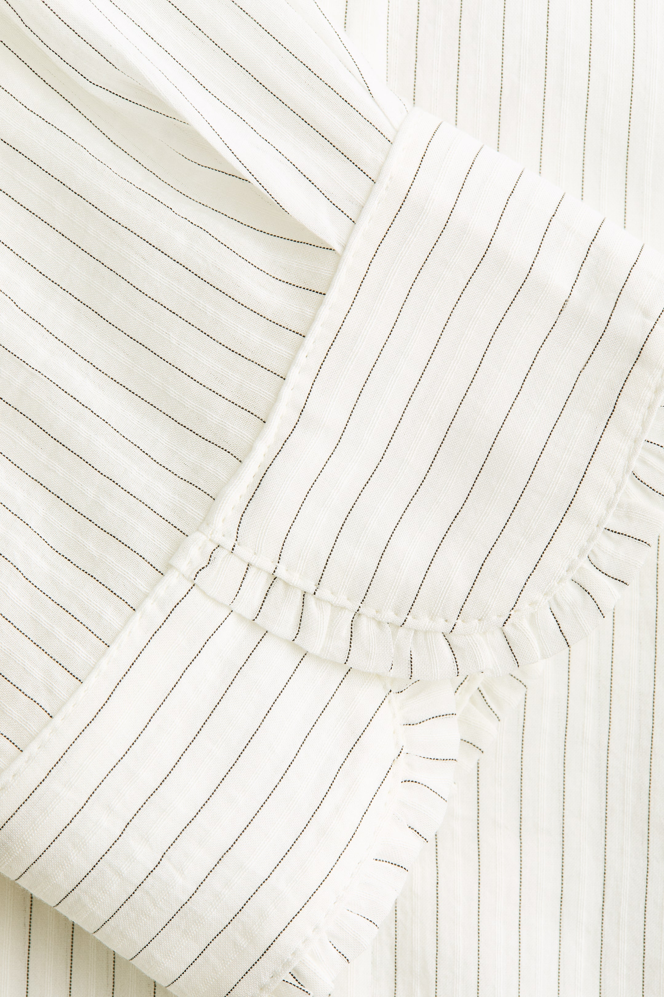 Ruffle-Trimmed Stand-Up Collar Shirt