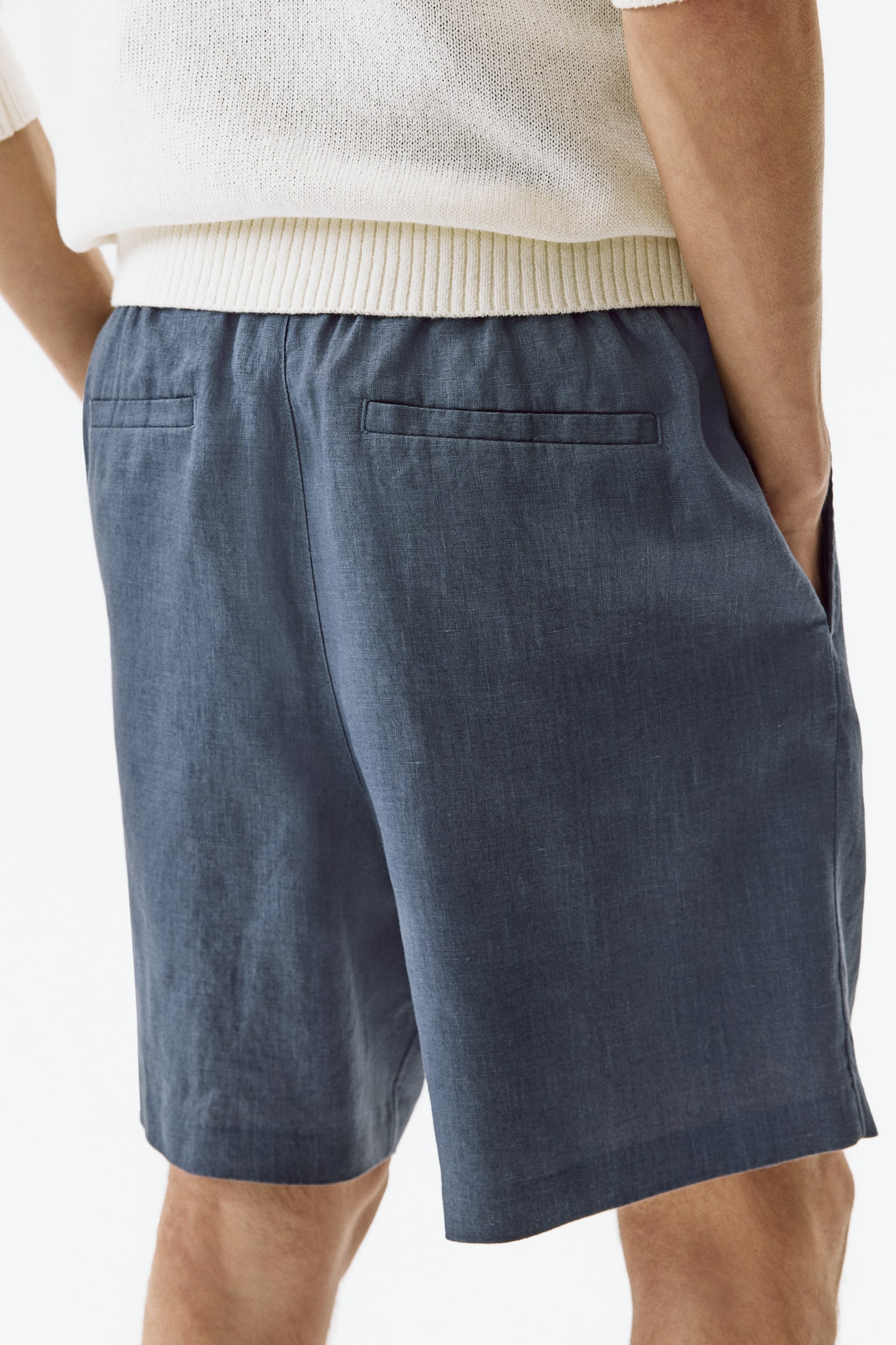 מכנסי פשתן קצרים Relaxed Fit - כחול כהה מאובק/שחור/לבן/בז' בהיר - 8