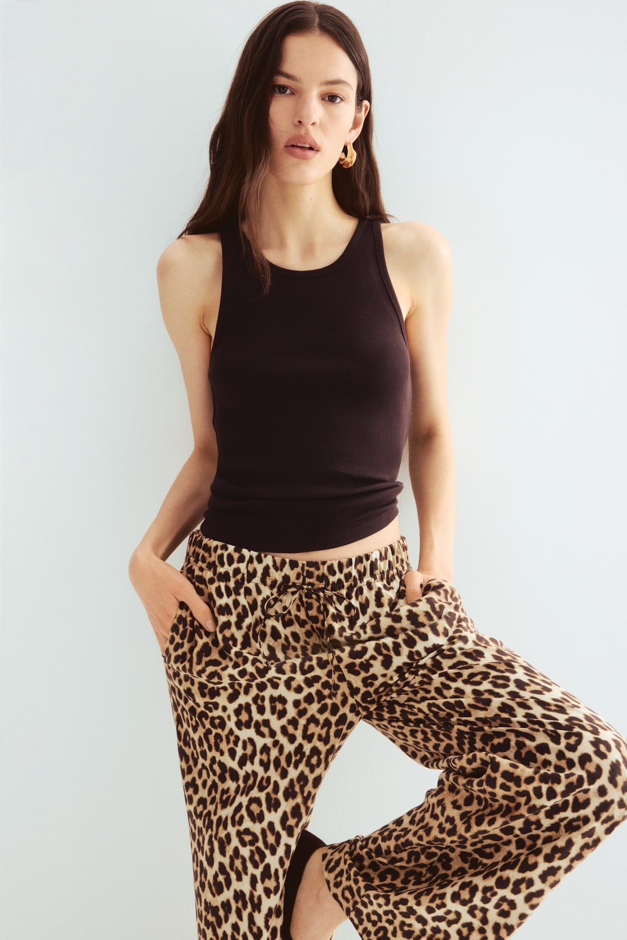 Wide-cut Pull-on Pants