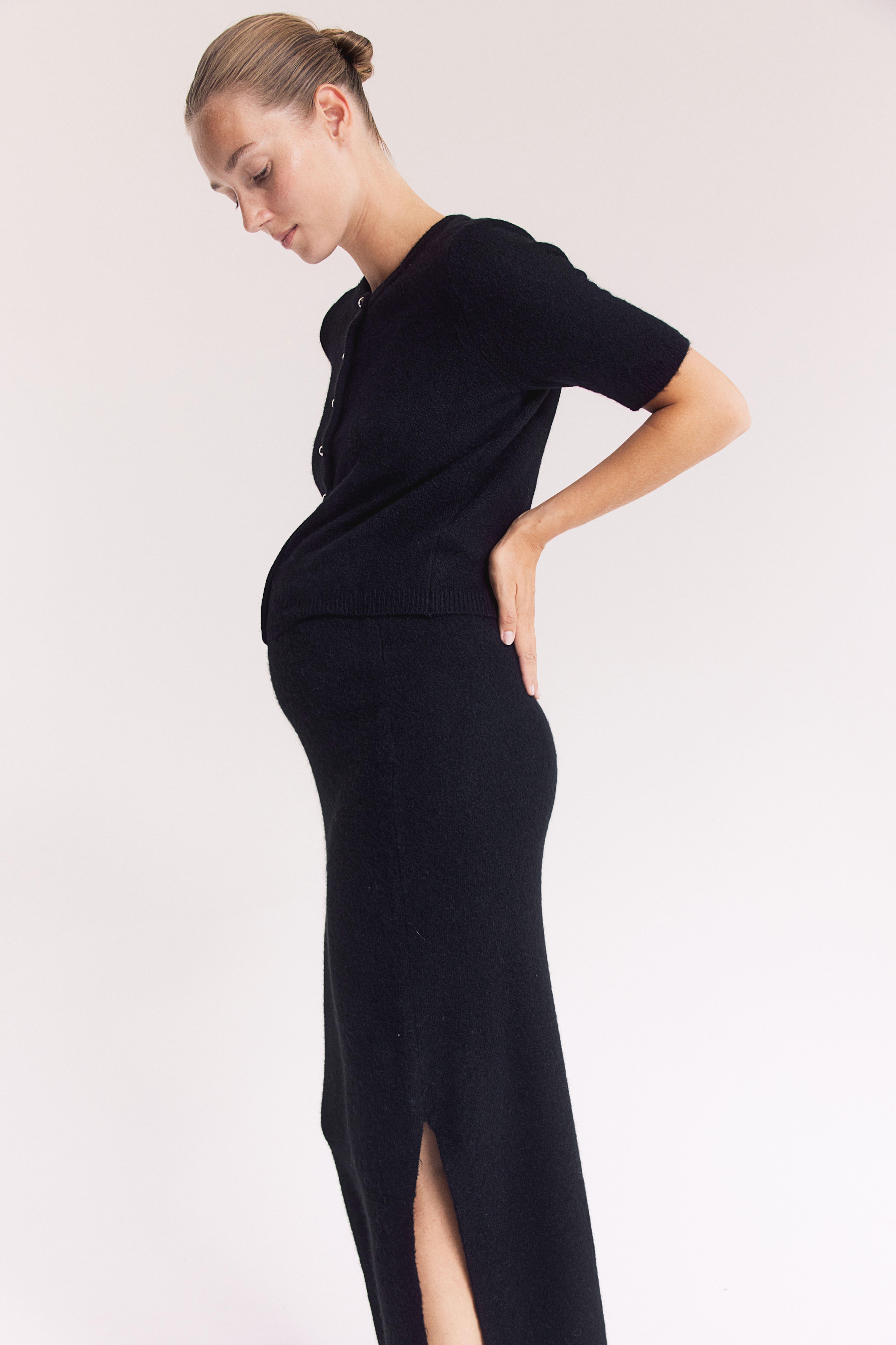 H&m with maternity section best sale