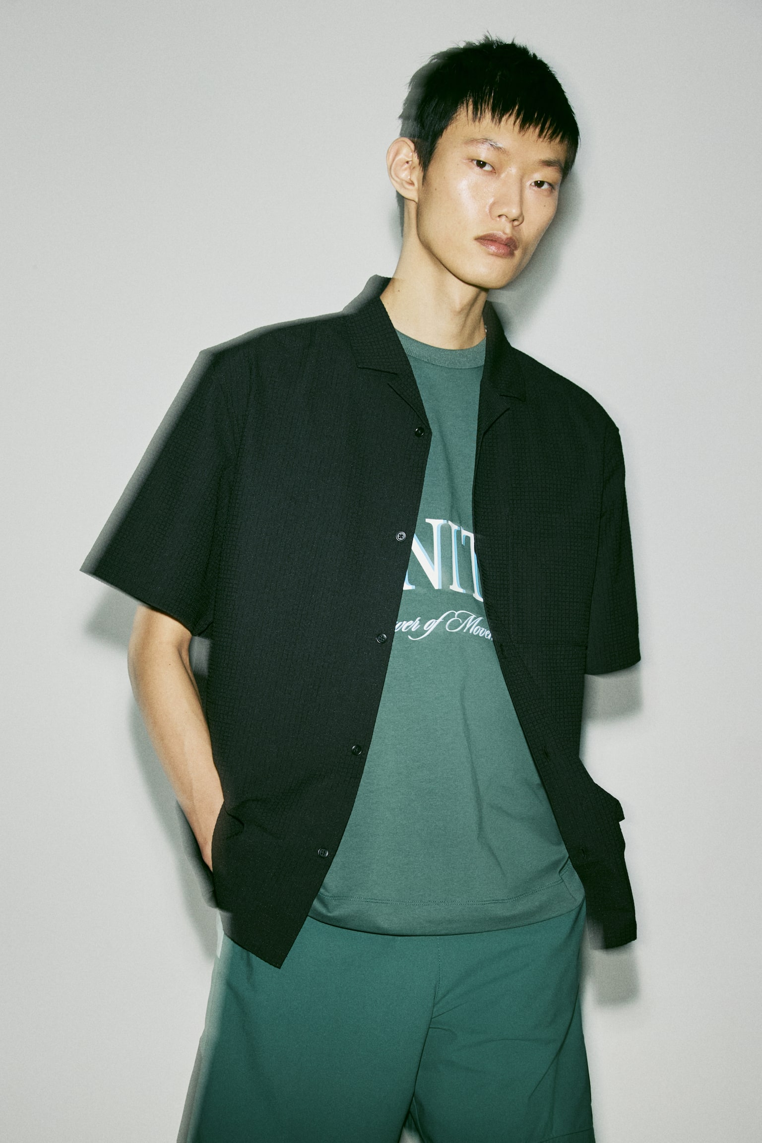 Loose Fit Textured resort shirt - Navy blue/Green/White - 4