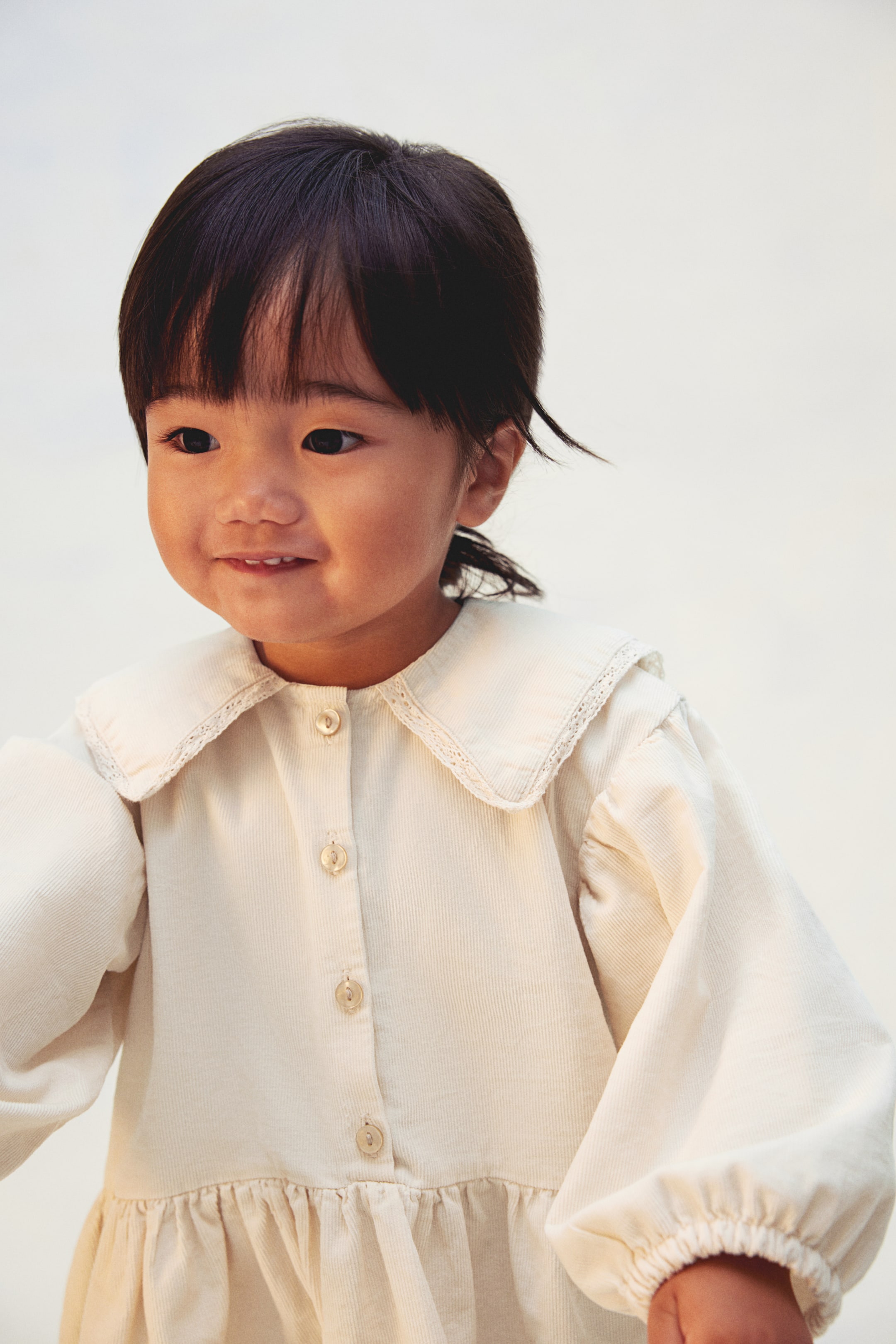 Corduroy cotton dress - Light beige - Kids | H&M GB 2