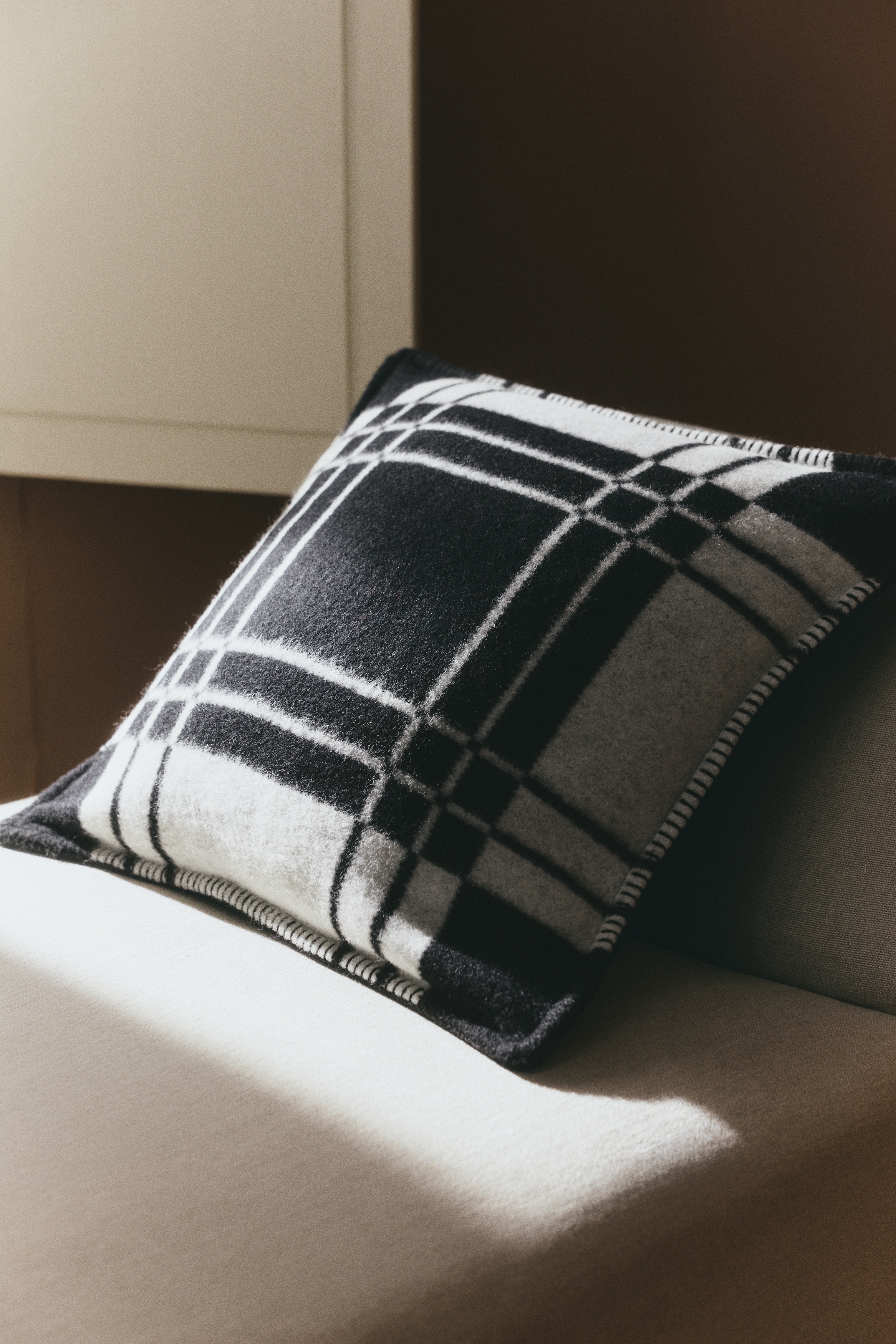 Wool-Blend Cushion Cover - Black/checked/Dark plum red/checked/Taupe/checked