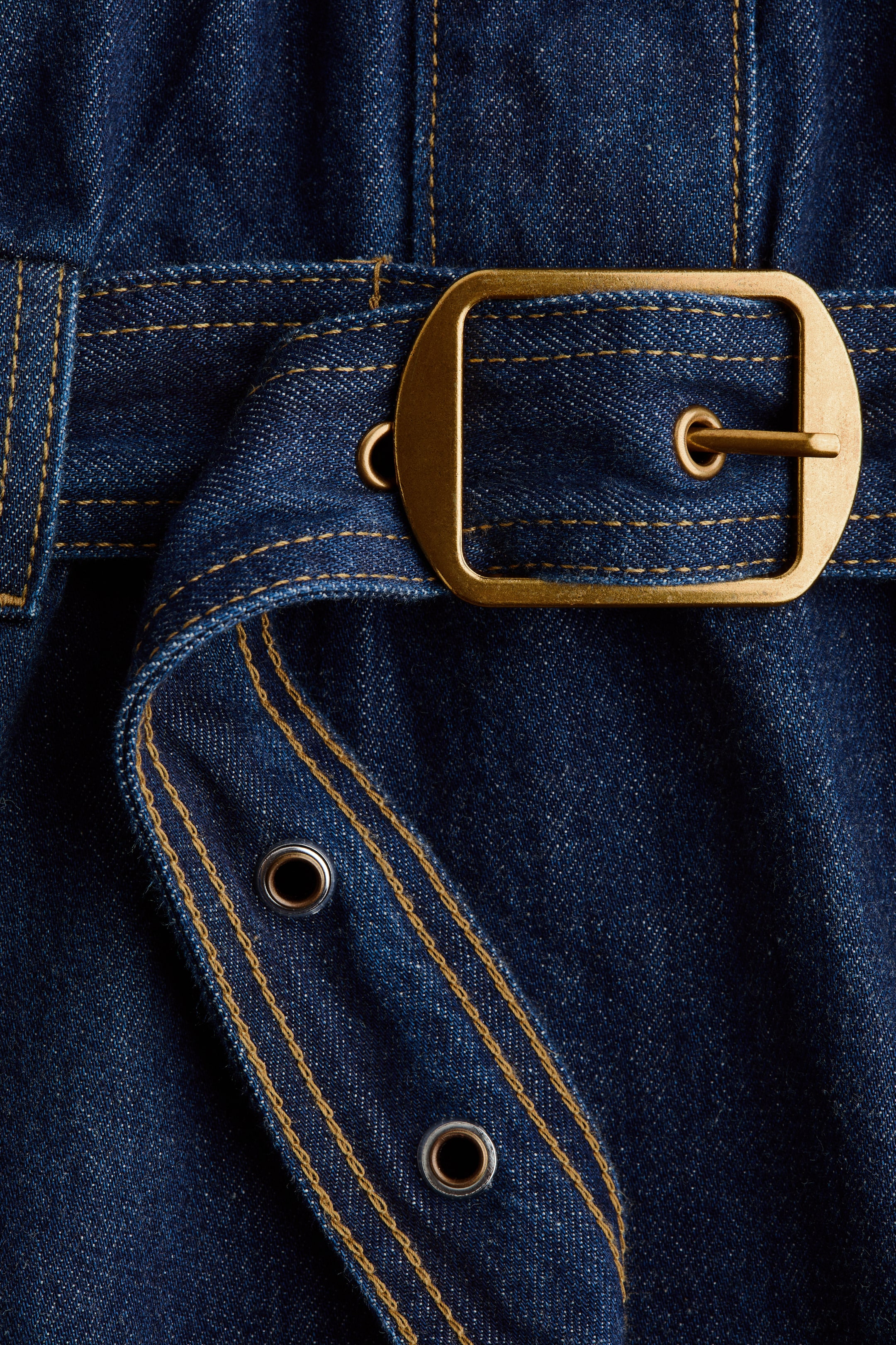 Robe en denim avec ceinture