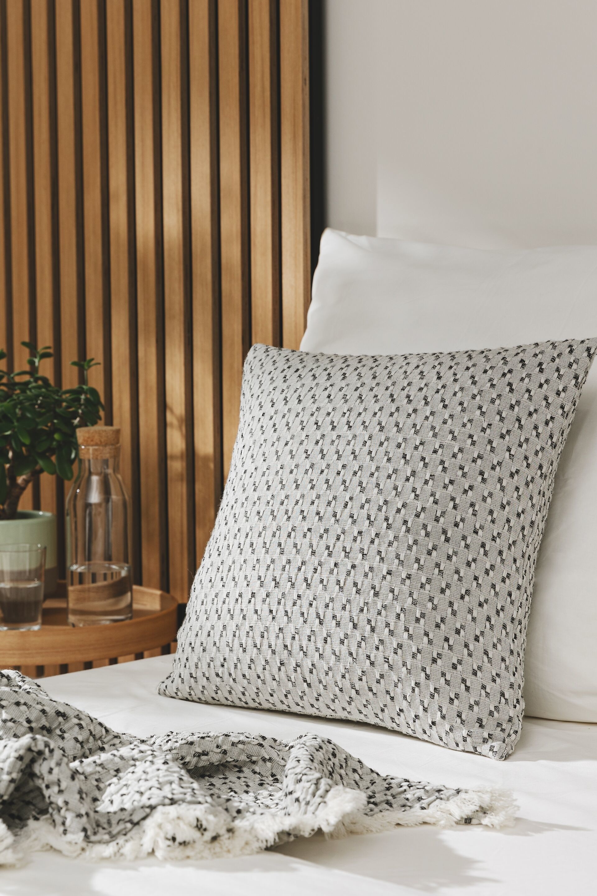 Pudebetræk Vanida - Grå/Beige